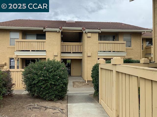 Front Image Thumbnail for CC41114313