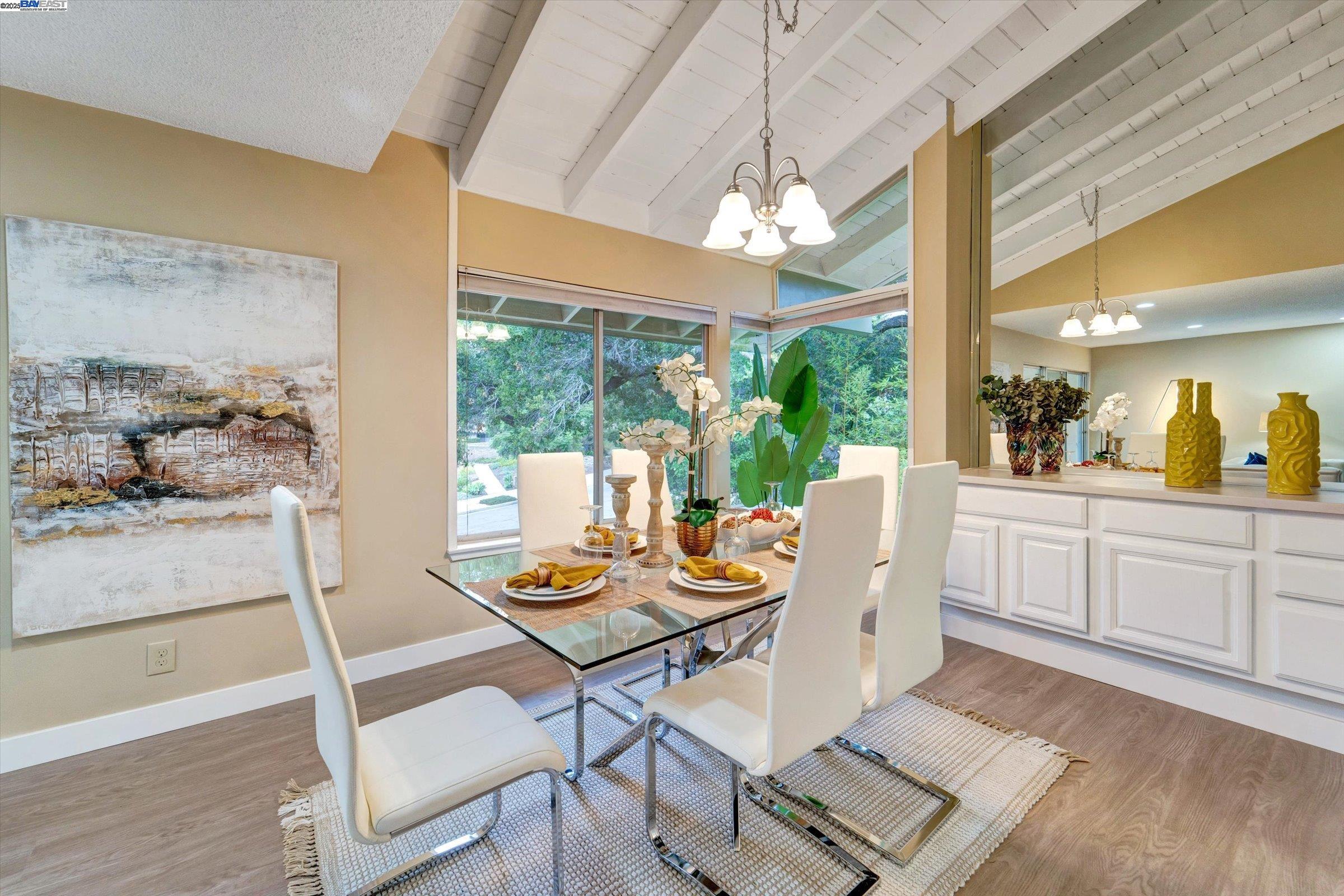 Detail Gallery Image 2 of 29 For 2767 Miradero Dr #C,  –,  CA 93105 - 3 Beds | 2 Baths