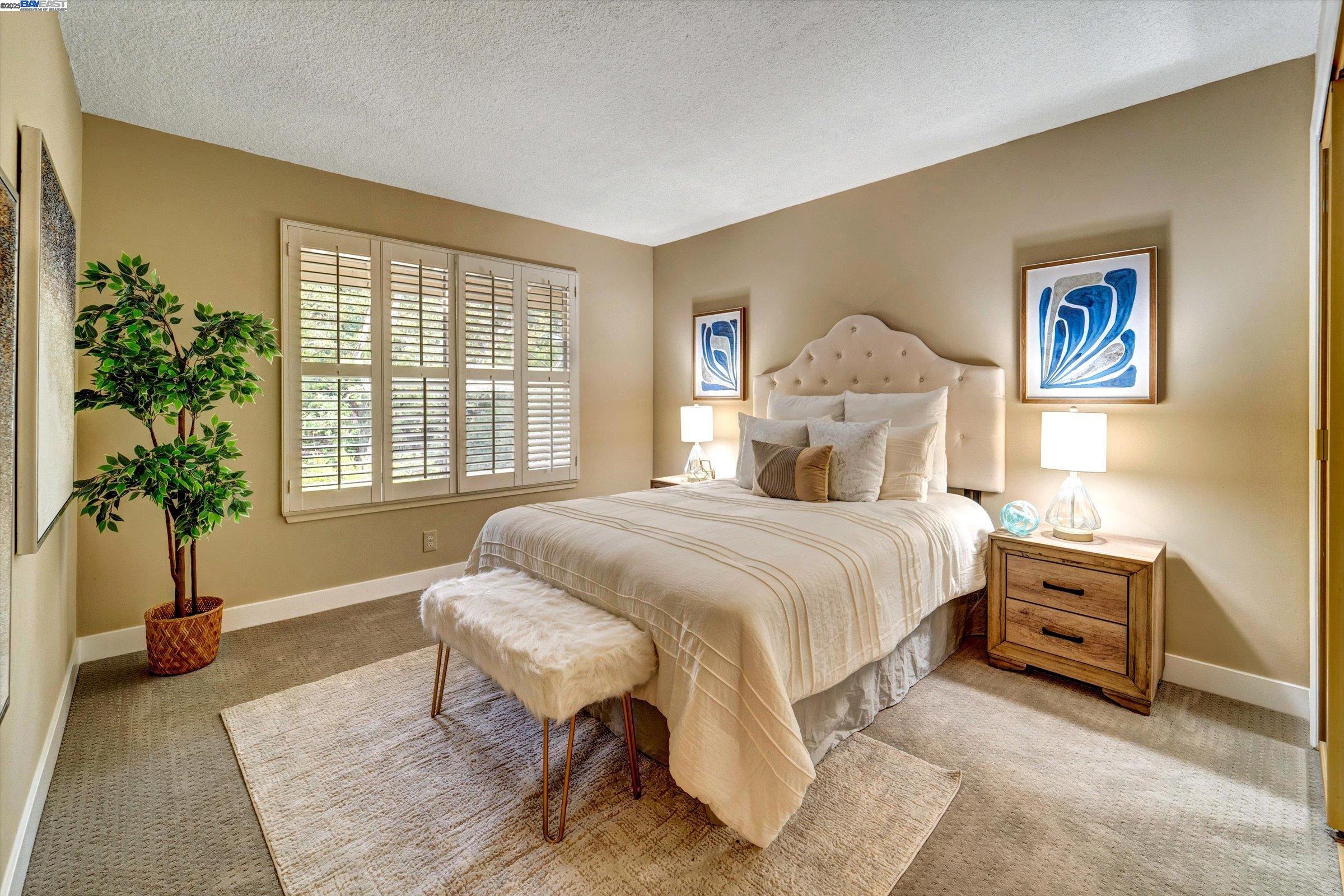 Detail Gallery Image 20 of 29 For 2767 Miradero Dr #C,  –,  CA 93105 - 3 Beds | 2 Baths