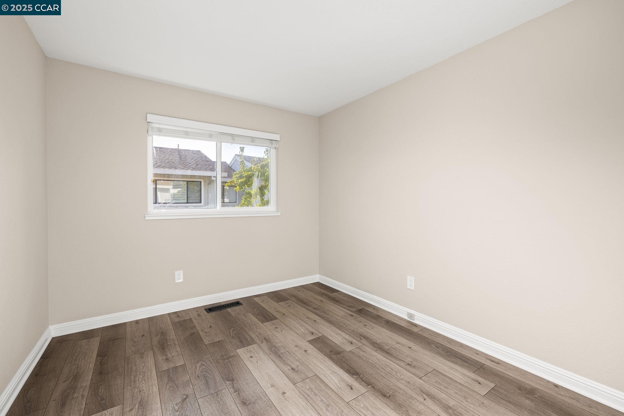 Photo #13: 41114315 Listing: Photo #13
