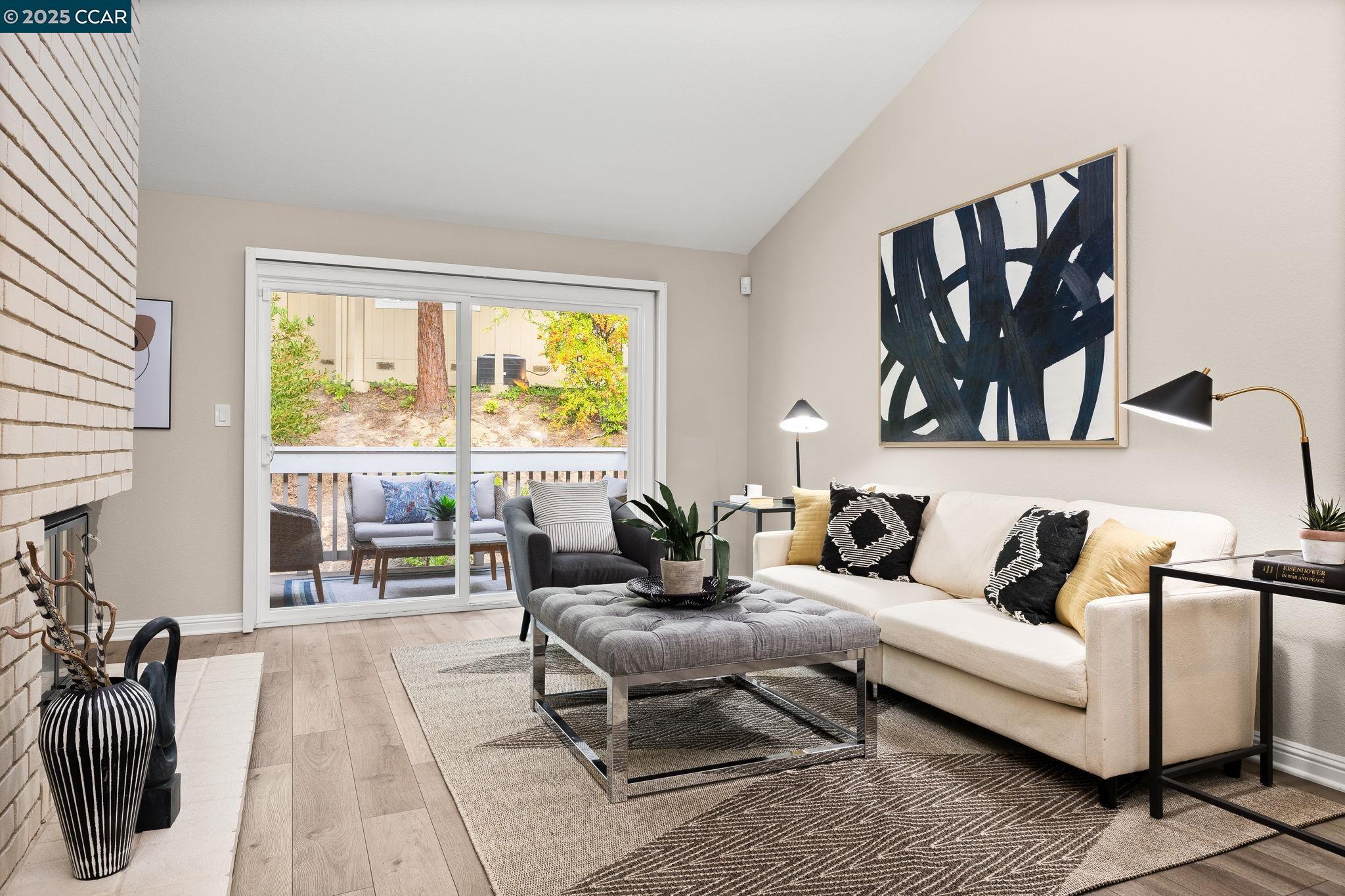 Photo #3: 41114315 Listing 