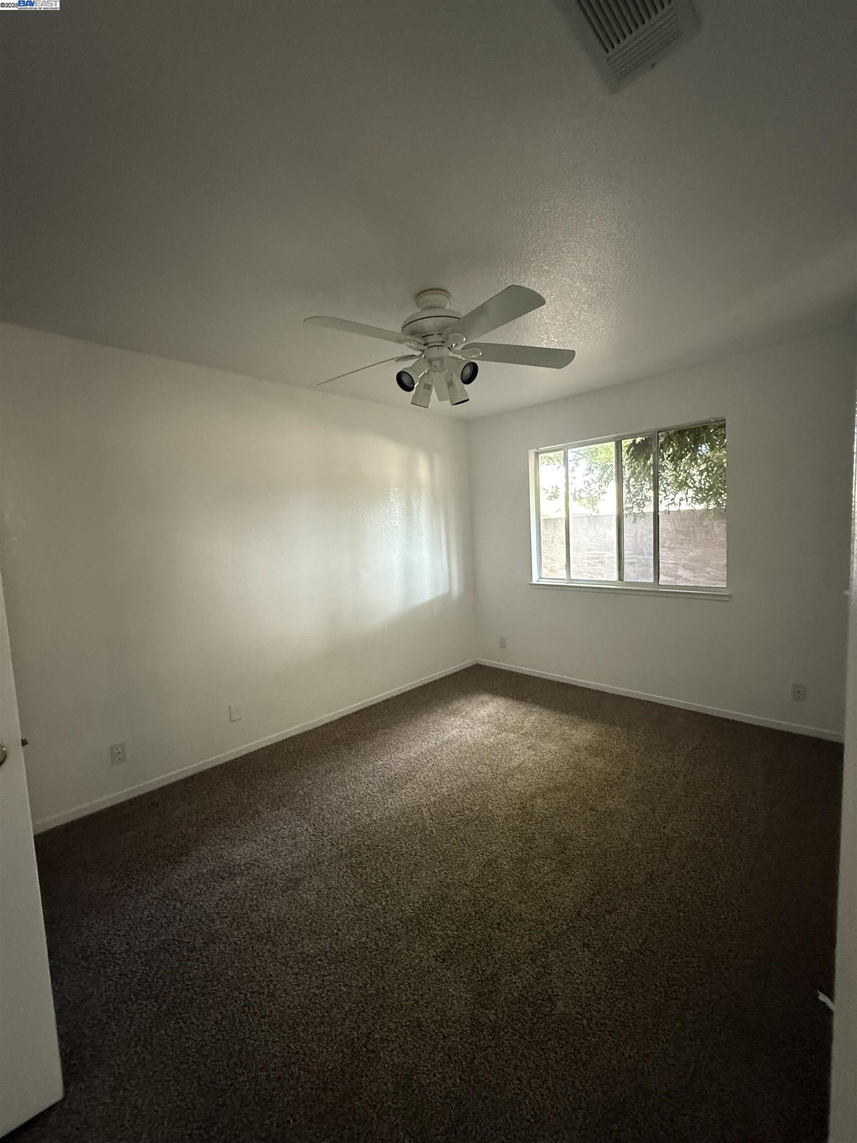 Detail Gallery Image 11 of 17 For 2932 Alcott Ct, Modesto,  CA 95355 - 4 Beds | 2 Baths