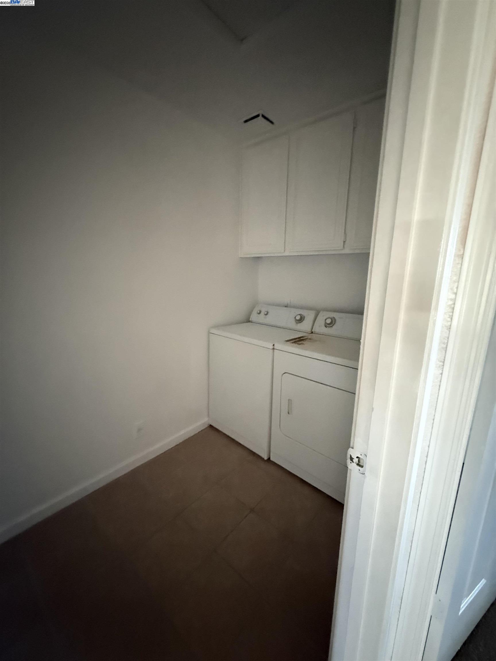 Detail Gallery Image 12 of 17 For 2932 Alcott Ct, Modesto,  CA 95355 - 4 Beds | 2 Baths