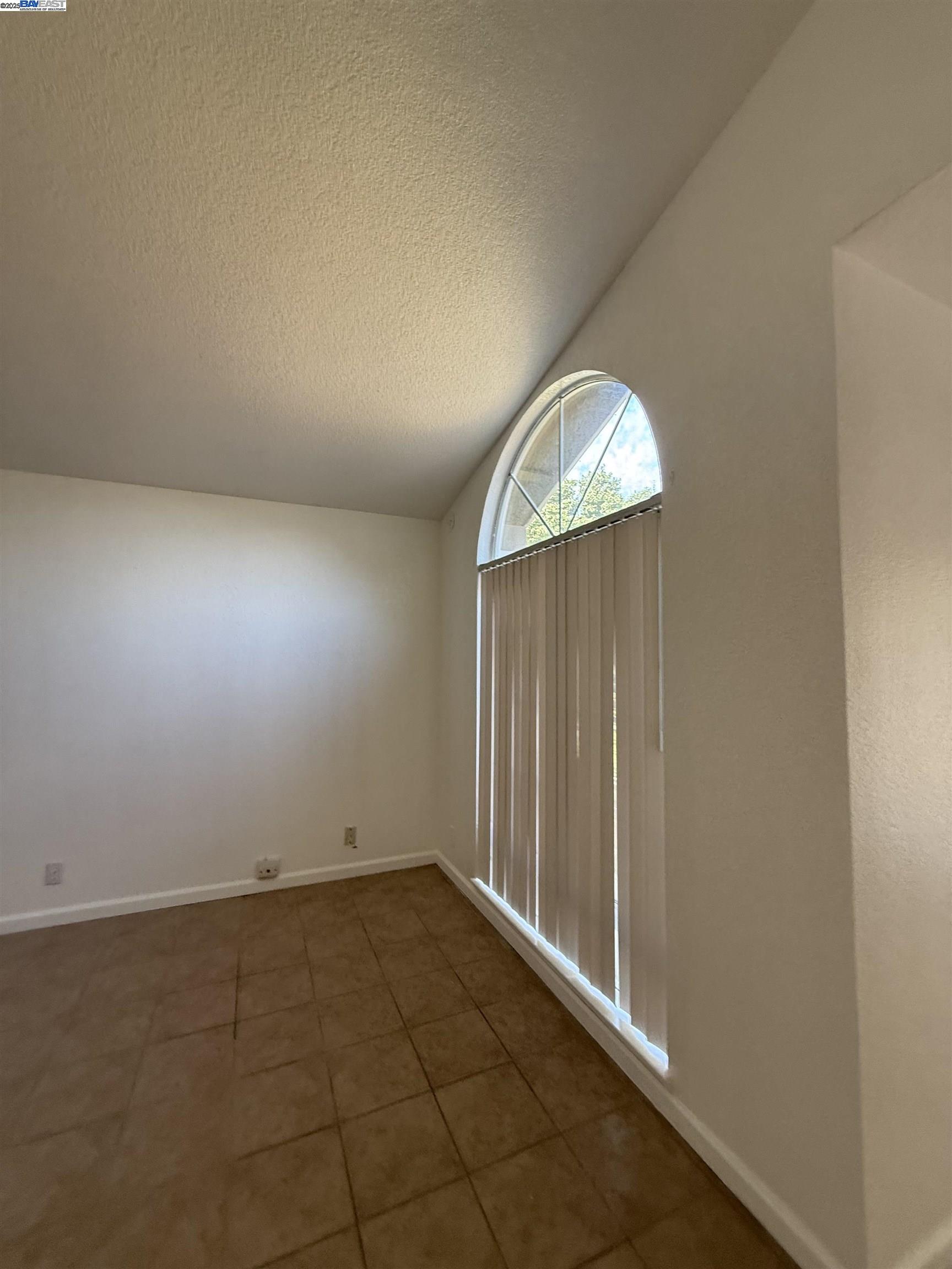 Detail Gallery Image 15 of 17 For 2932 Alcott Ct, Modesto,  CA 95355 - 4 Beds | 2 Baths
