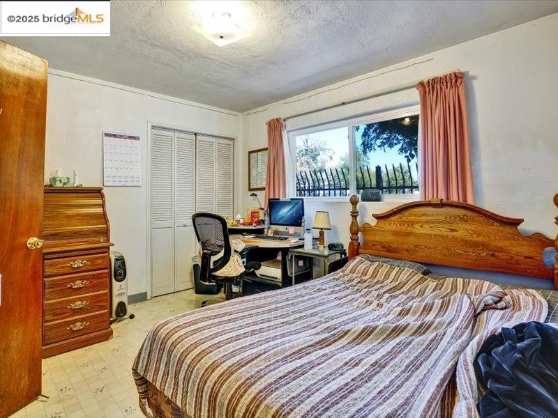 Detail Gallery Image 11 of 36 For 2151 Elm St, Livermore,  CA 94551 - 3 Beds | 2 Baths