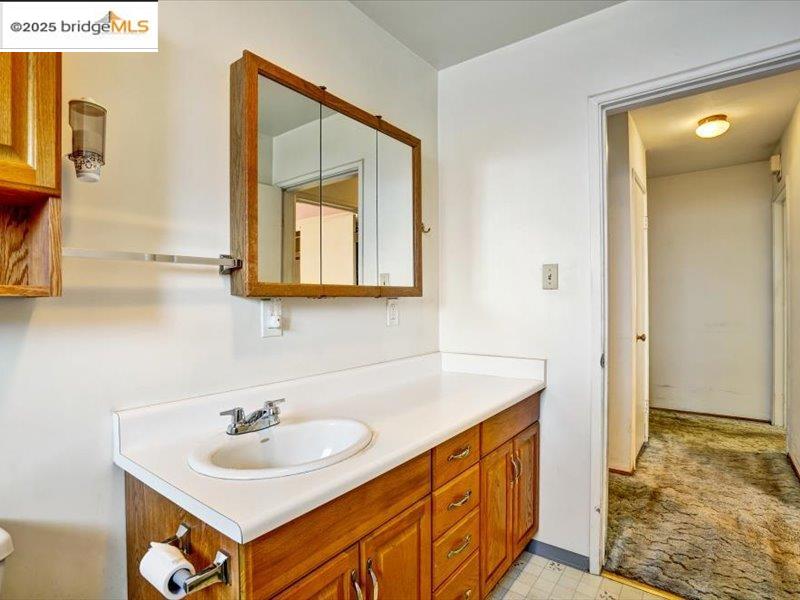 Detail Gallery Image 22 of 36 For 2151 Elm St, Livermore,  CA 94551 - 3 Beds | 2 Baths