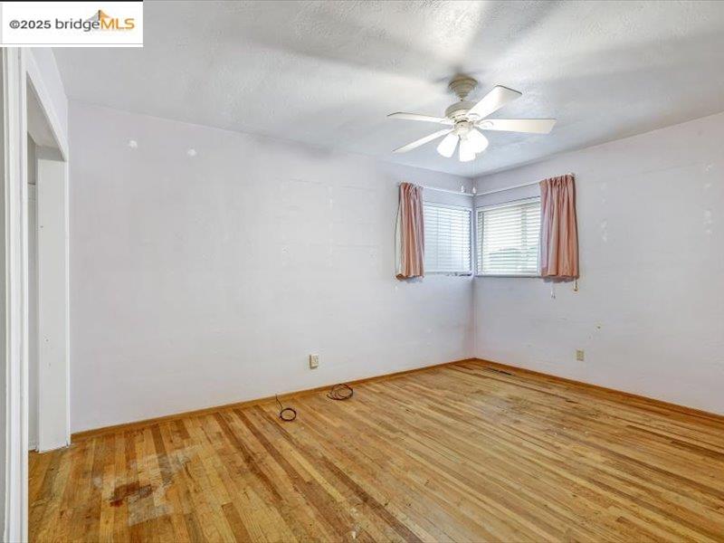 Detail Gallery Image 24 of 36 For 2151 Elm St, Livermore,  CA 94551 - 3 Beds | 2 Baths