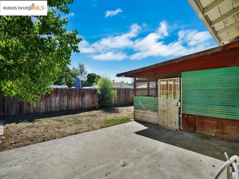 Detail Gallery Image 36 of 36 For 2151 Elm St, Livermore,  CA 94551 - 3 Beds | 2 Baths