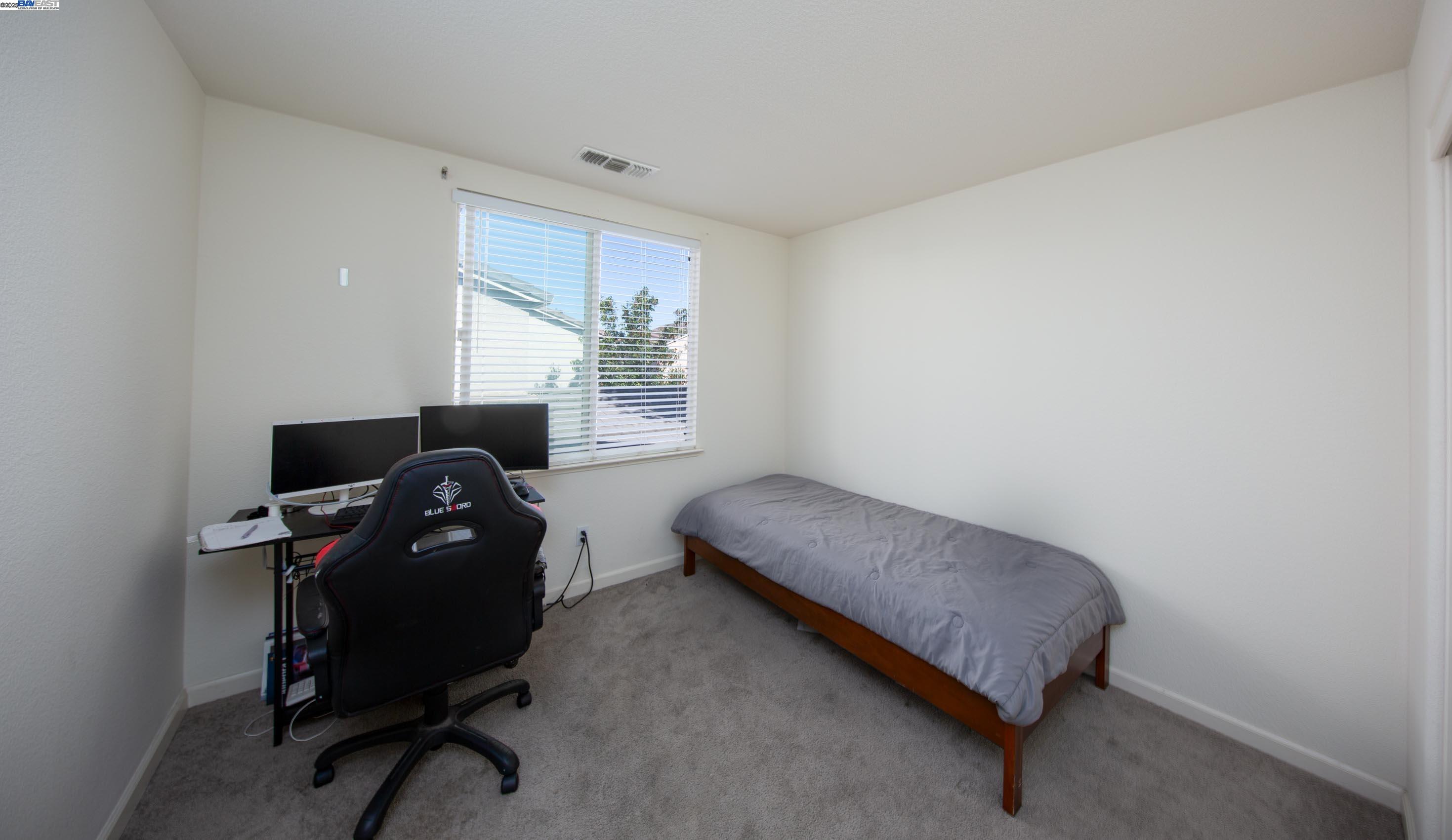 Detail Gallery Image 15 of 25 For 2168 Wellington Dr, Tracy,  CA 95376 - 3 Beds | 3/1 Baths