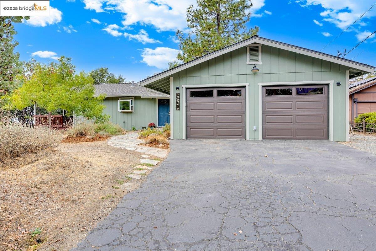 Front Image Thumbnail for EB41114333