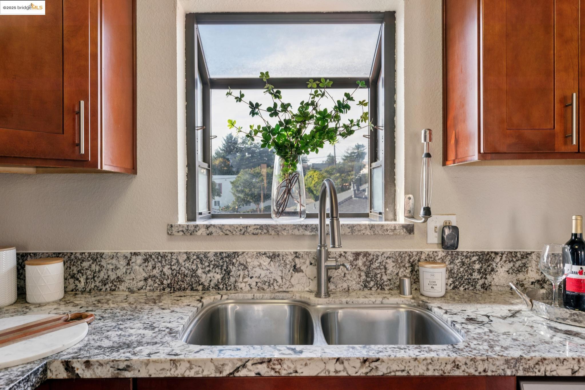 Photo #11: 41114339 Listing: Photo #11