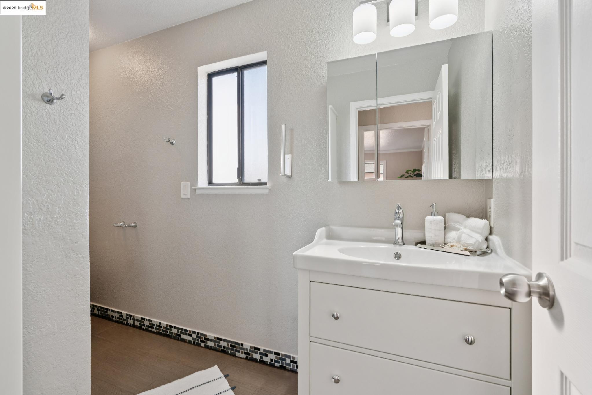 Photo #25: 41114339 Listing: Photo #25