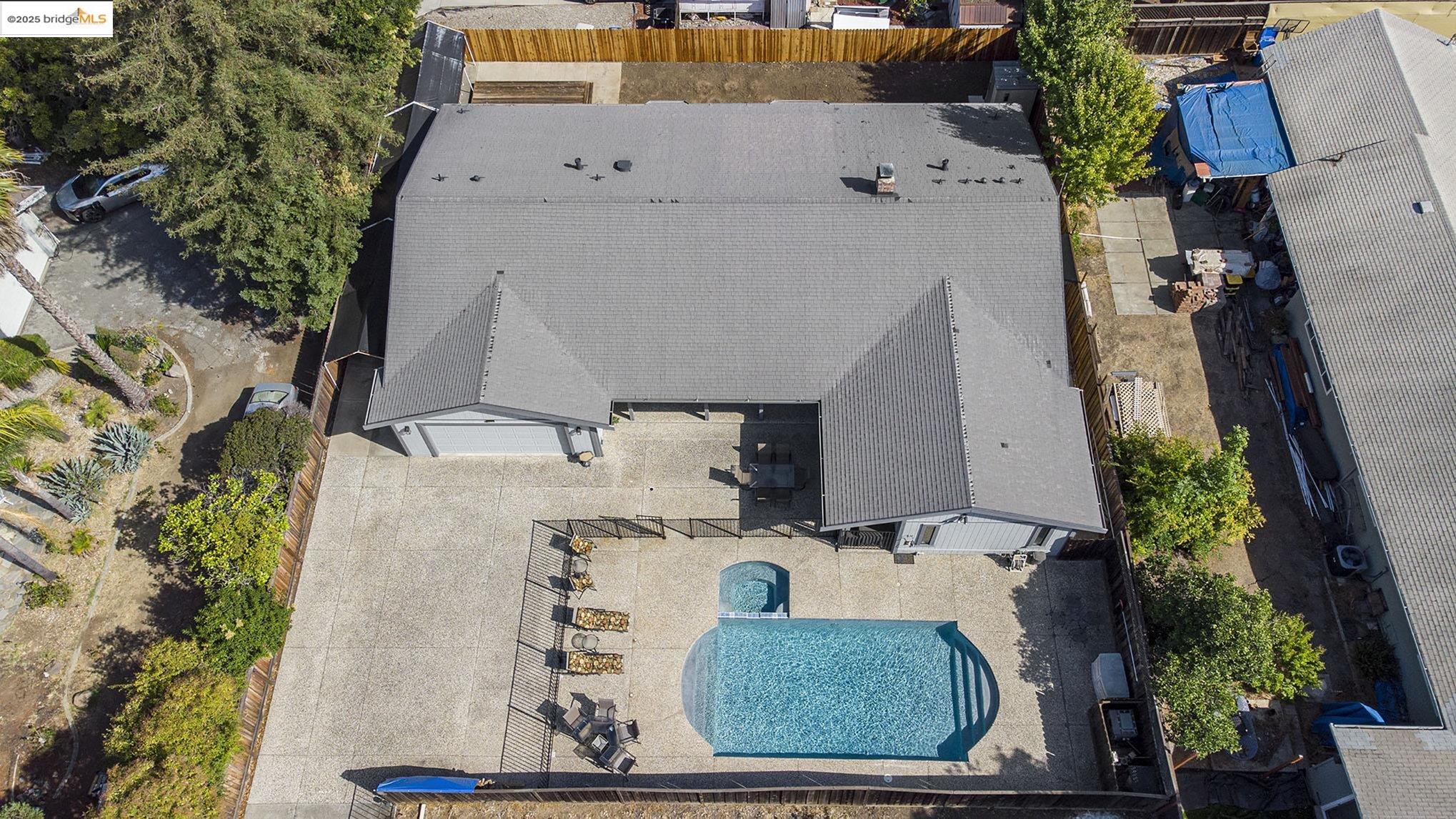 Detail Gallery Image 8 of 32 For 3622 Delancey Ln, Concord,  CA 94519 - 3 Beds | 3 Baths