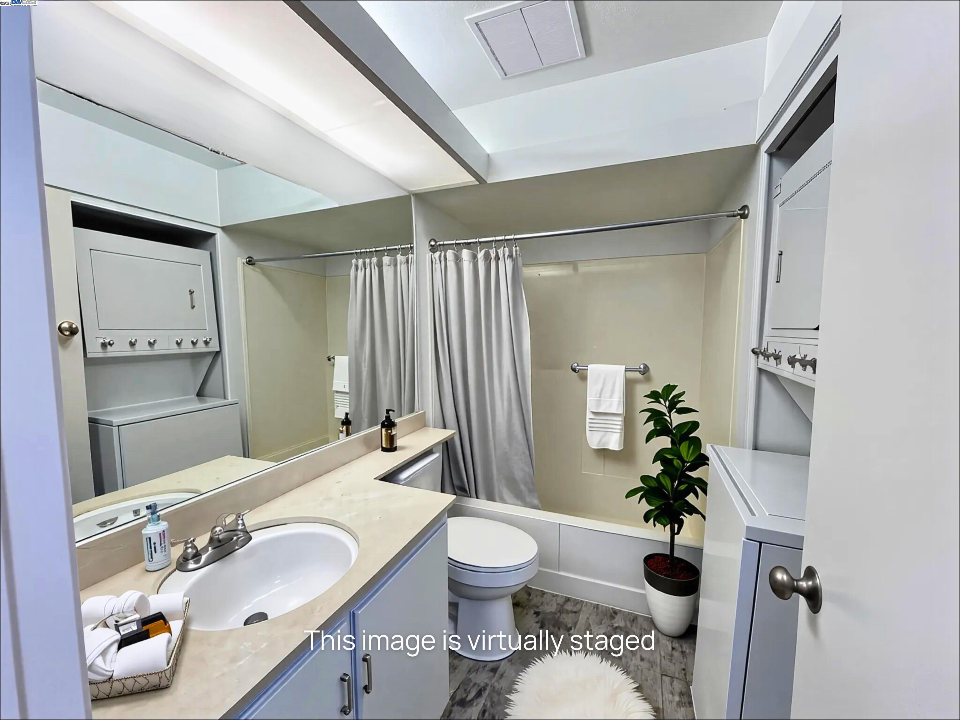 Photo #8: 41114343 Listing: Photo #8