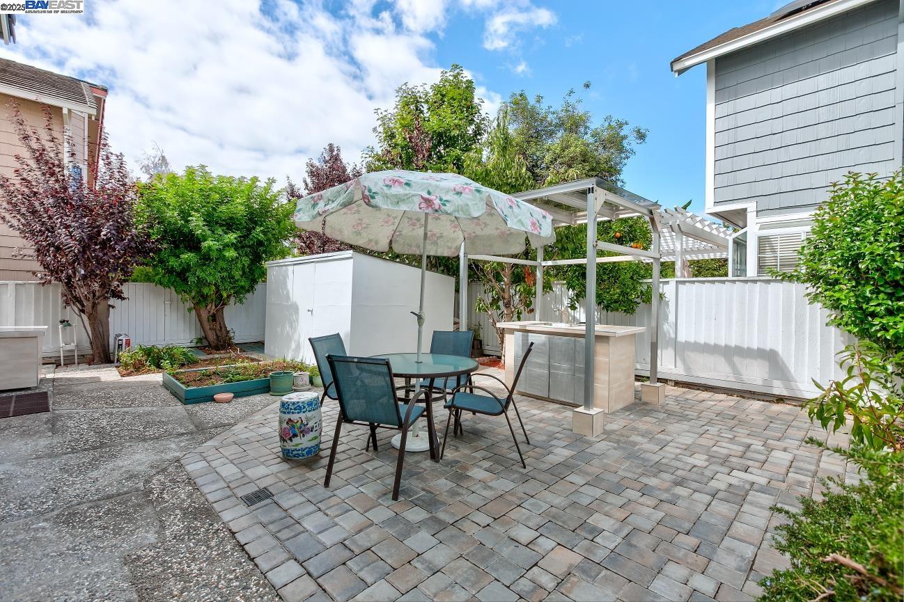 Detail Gallery Image 46 of 46 For 5301 Shamrock Cmn, Fremont,  CA 94555 - 4 Beds | 2/1 Baths