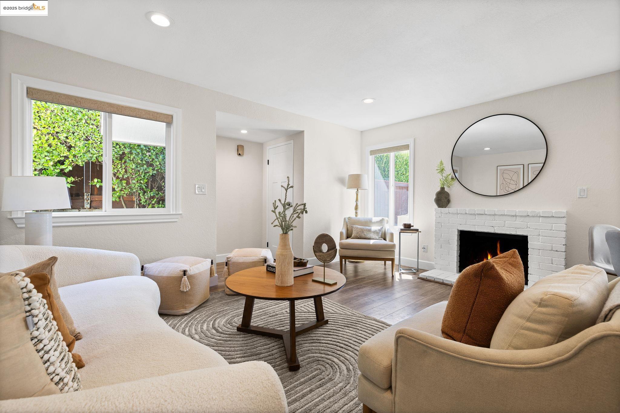 Photo #8: 41114346 Listing: Photo #8