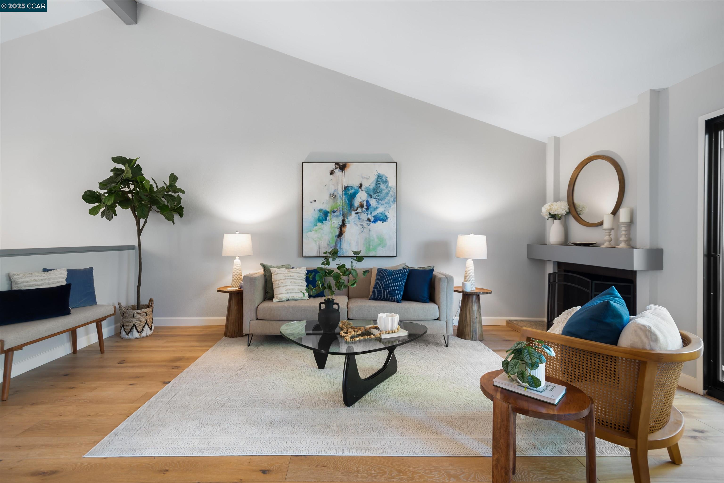 Photo #2: 41114347 Listing 