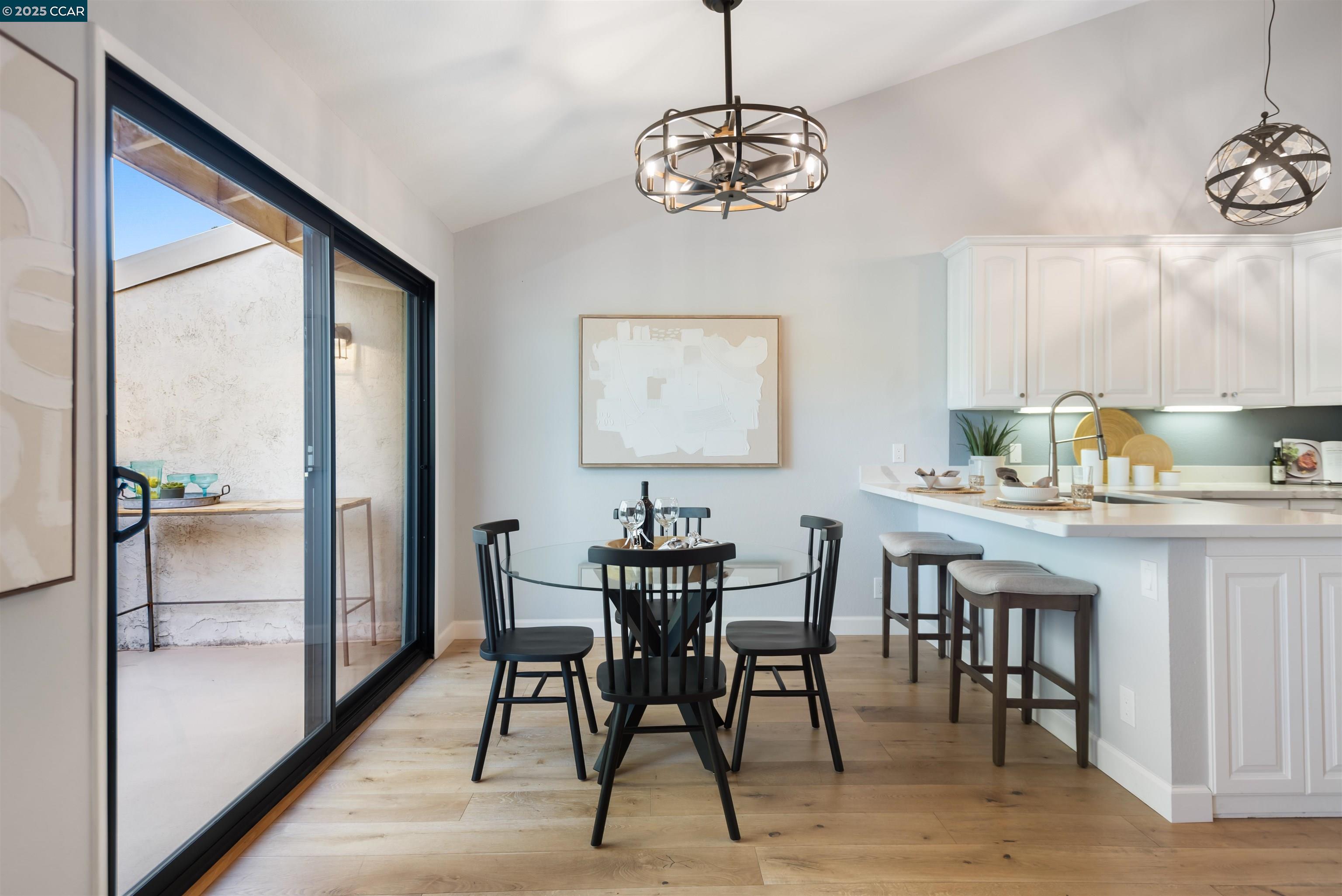 Photo #8: 41114347 Listing: Photo #8