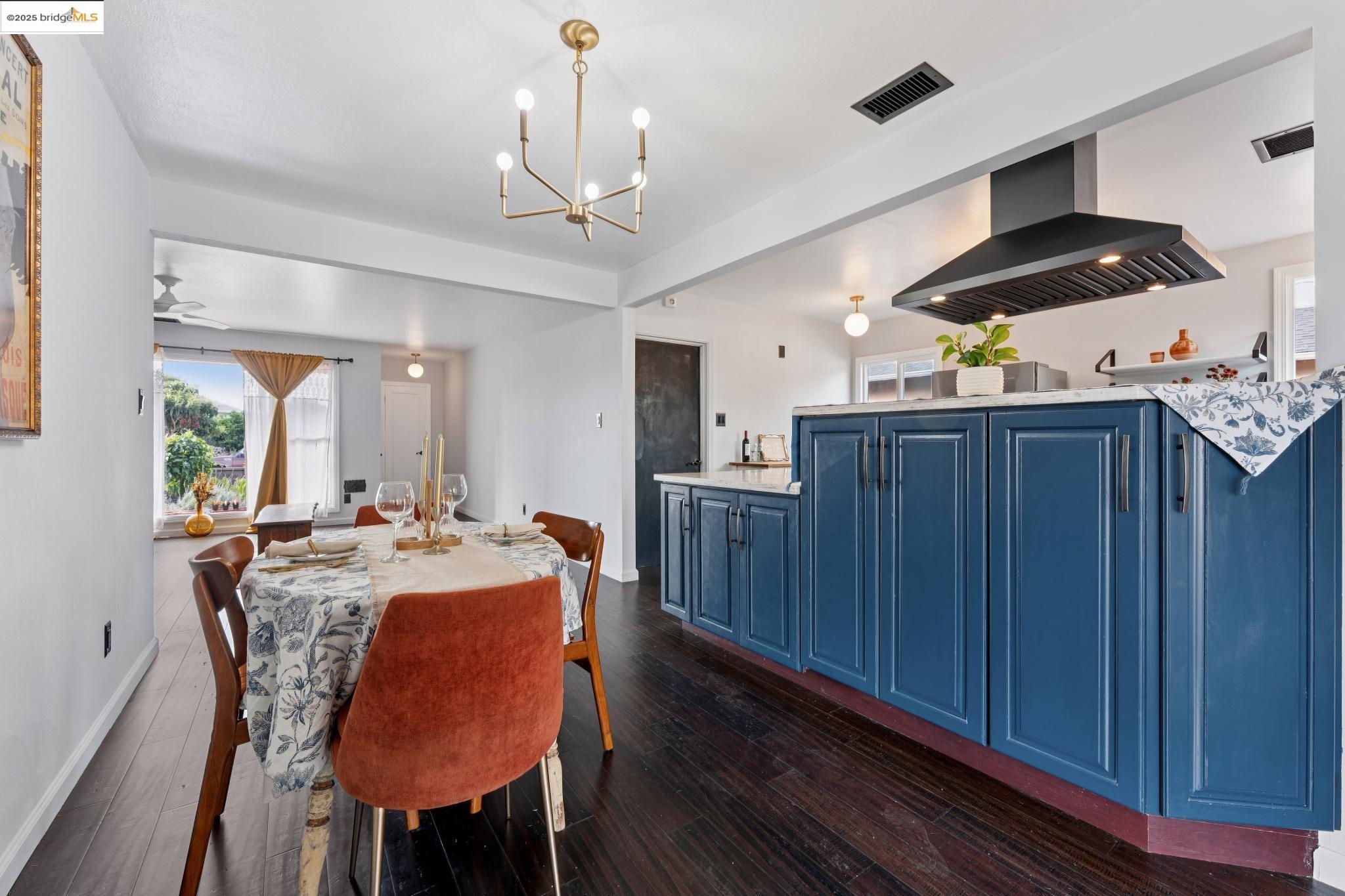 Detail Gallery Image 18 of 53 For 2425 Humphrey Ave, Richmond,  CA 94804 - 3 Beds | 1 Baths