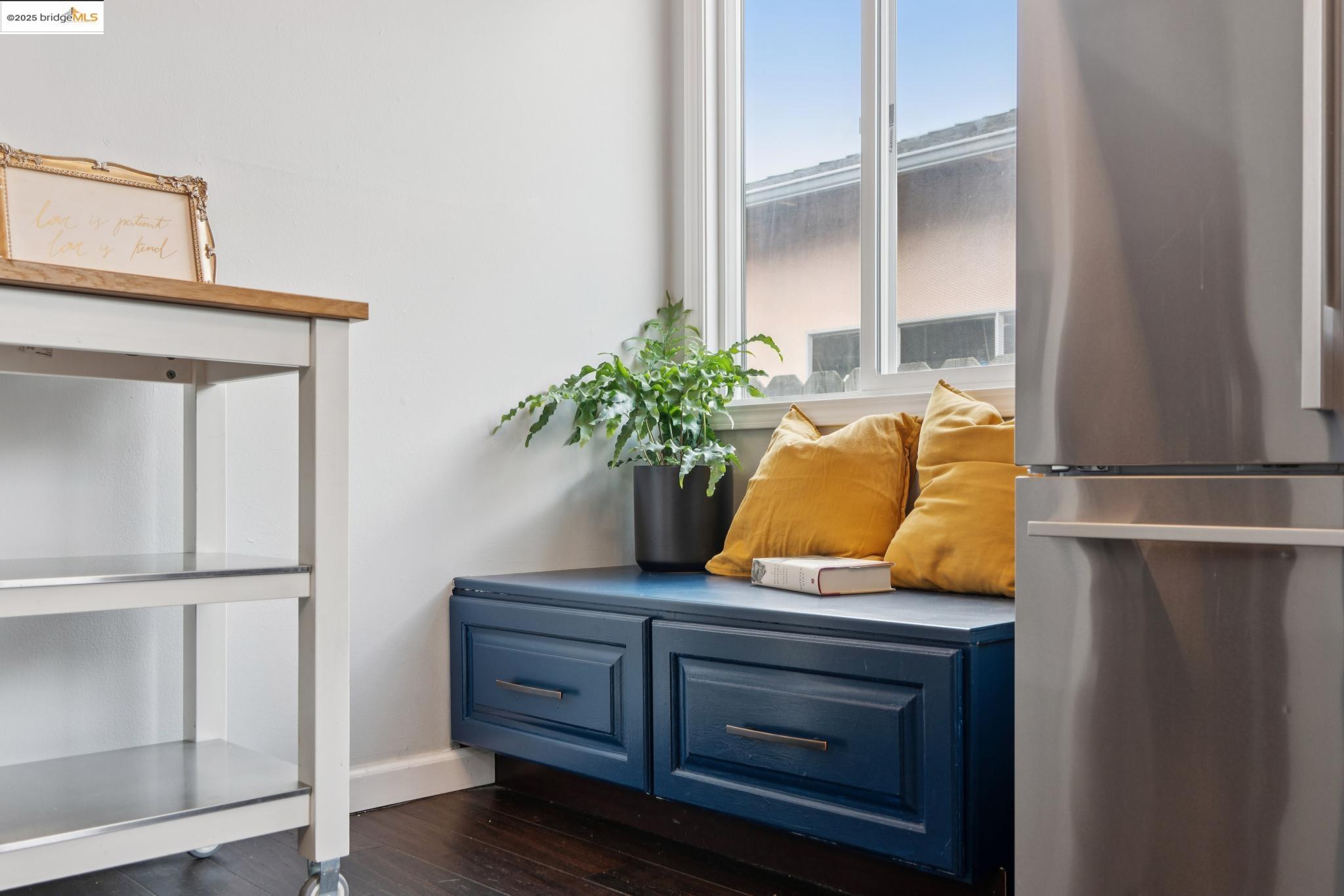 Detail Gallery Image 28 of 53 For 2425 Humphrey Ave, Richmond,  CA 94804 - 3 Beds | 1 Baths