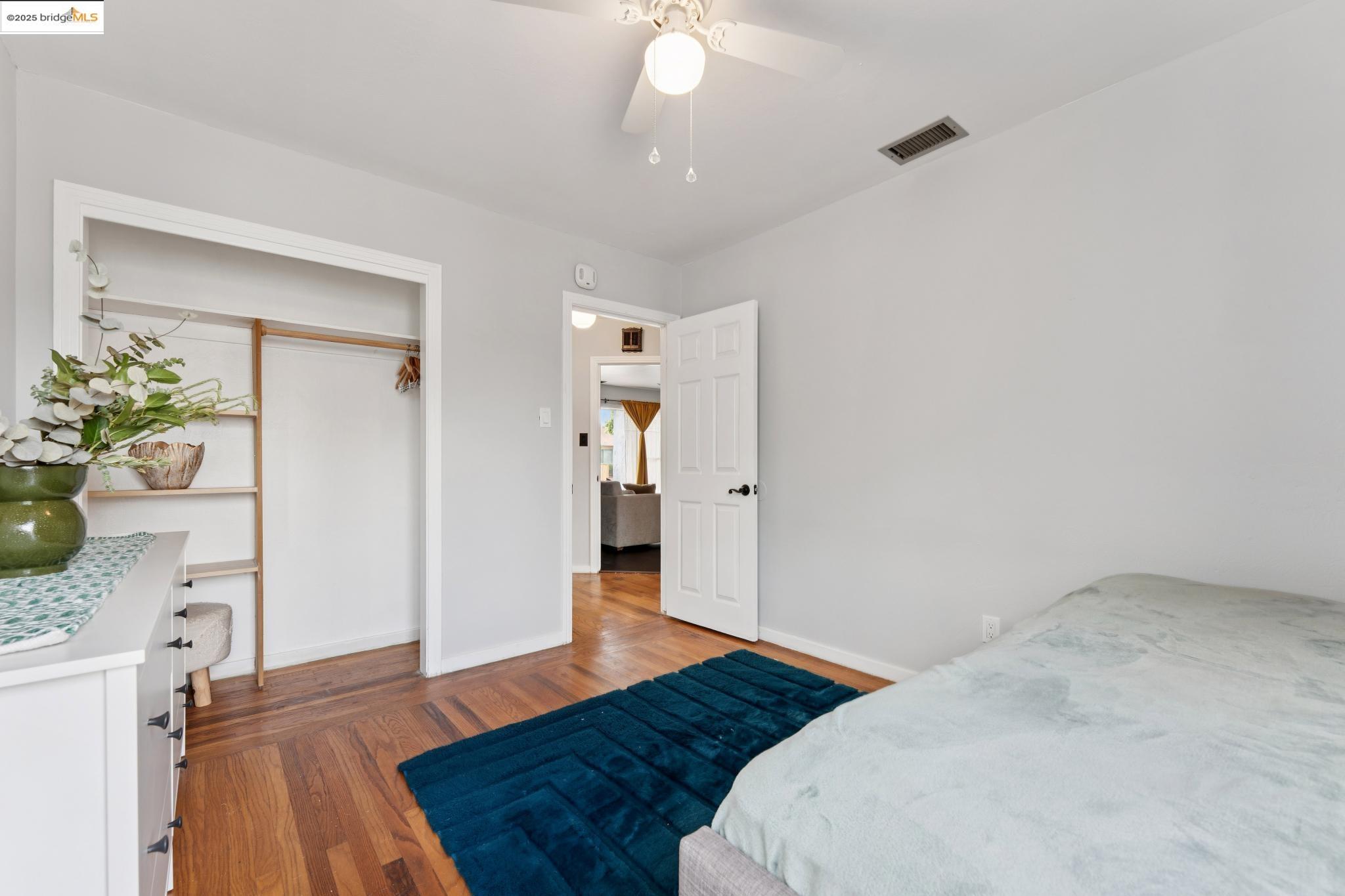 Detail Gallery Image 36 of 53 For 2425 Humphrey Ave, Richmond,  CA 94804 - 3 Beds | 1 Baths