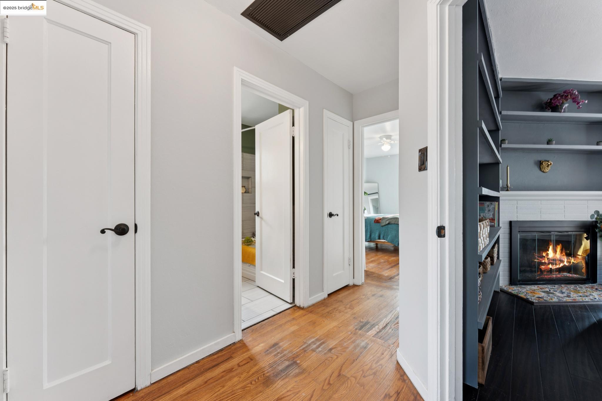 Detail Gallery Image 38 of 53 For 2425 Humphrey Ave, Richmond,  CA 94804 - 3 Beds | 1 Baths