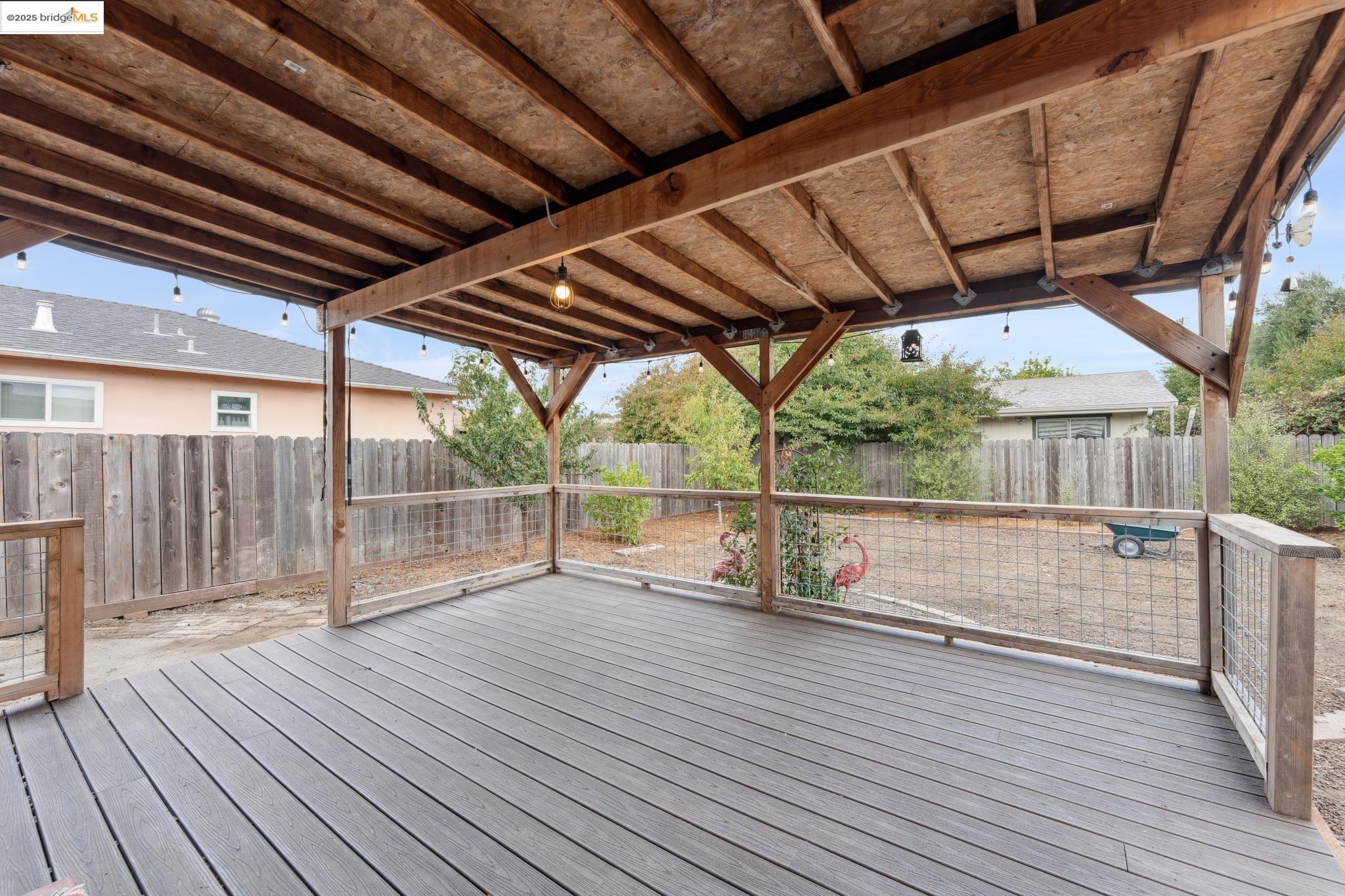 Detail Gallery Image 45 of 53 For 2425 Humphrey Ave, Richmond,  CA 94804 - 3 Beds | 1 Baths