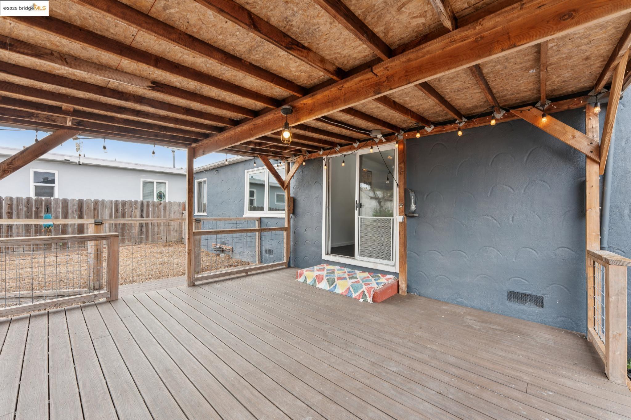 Detail Gallery Image 47 of 53 For 2425 Humphrey Ave, Richmond,  CA 94804 - 3 Beds | 1 Baths