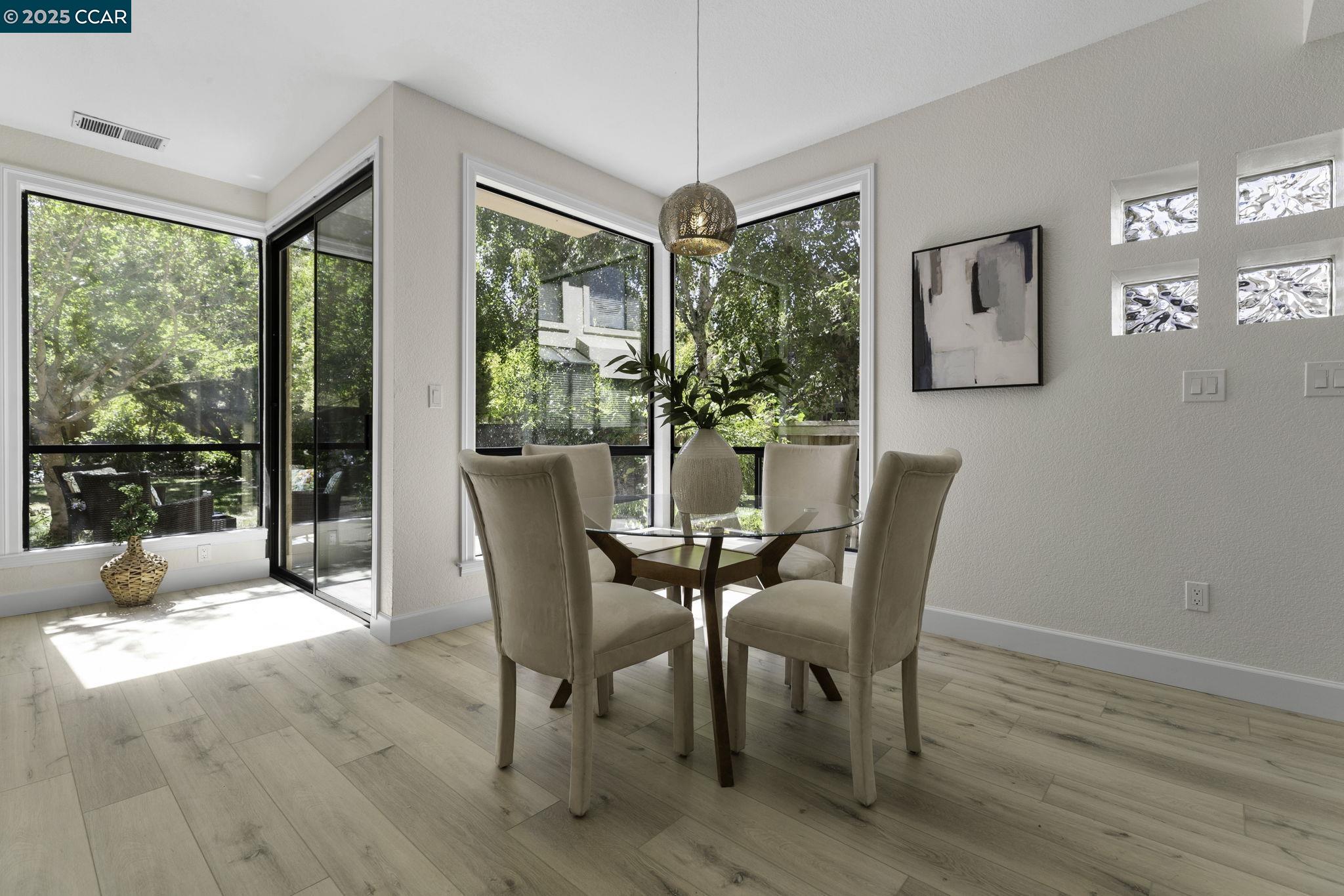 Photo #11: 41114362 Listing: Photo #11