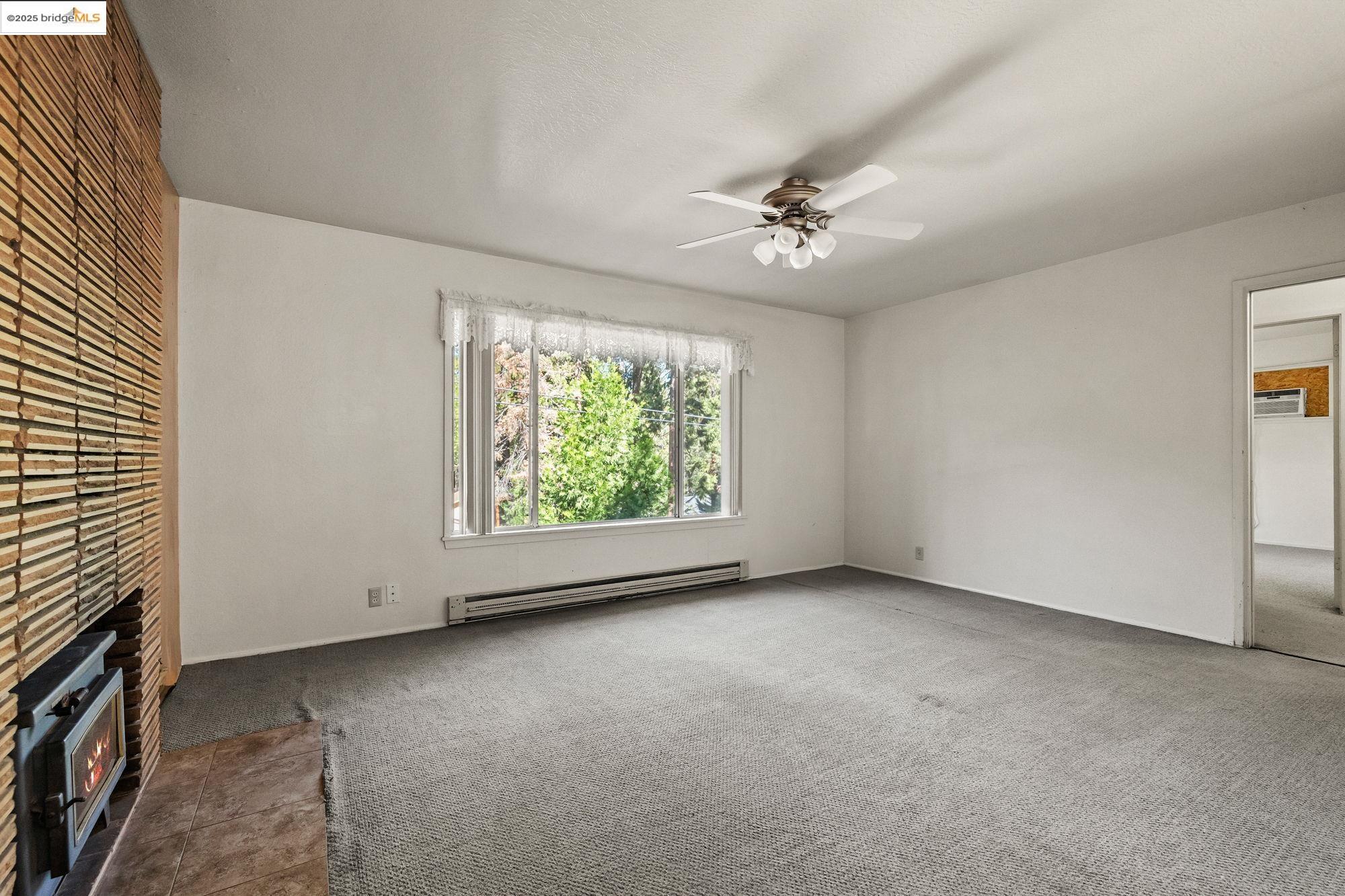 Detail Gallery Image 4 of 25 For 22369 Ponderosa Dr., Twain Harte,  CA 95383 - 3 Beds | 2/1 Baths