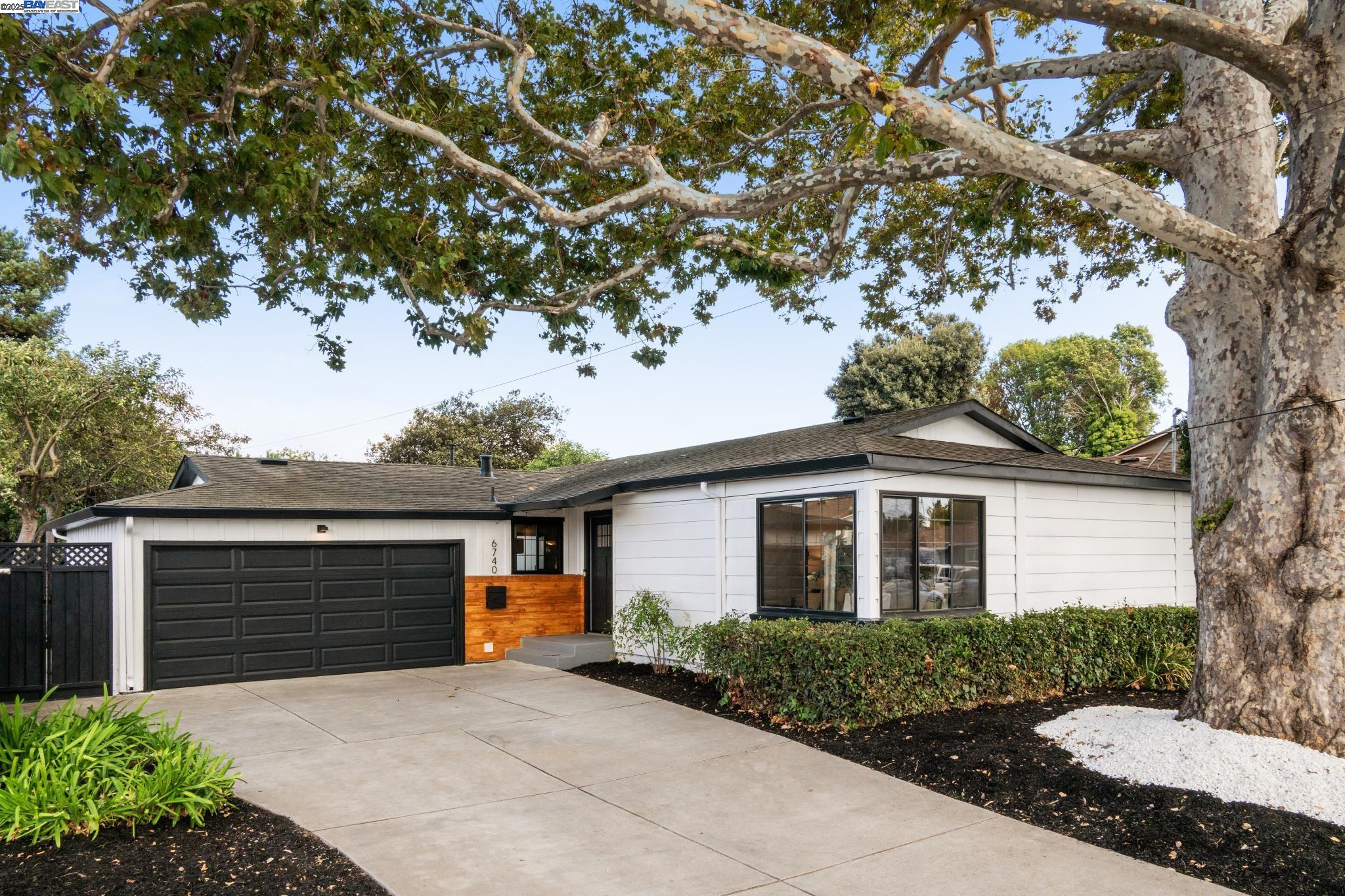 Front Image Thumbnail for BE41114367