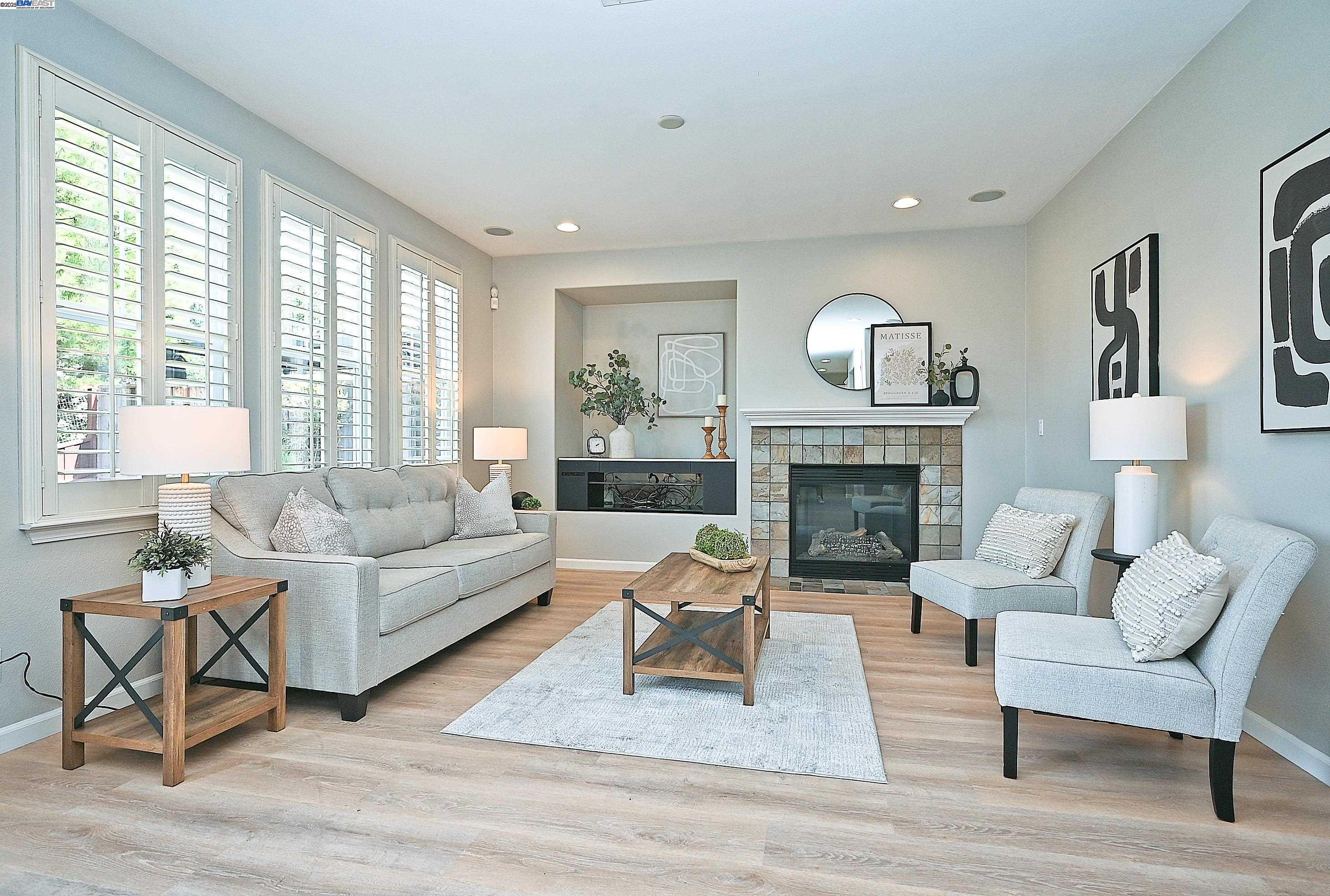 Detail Gallery Image 2 of 49 For 1628 Banbury Dr, San Ramon,  CA 94582 - 4 Beds | 3 Baths