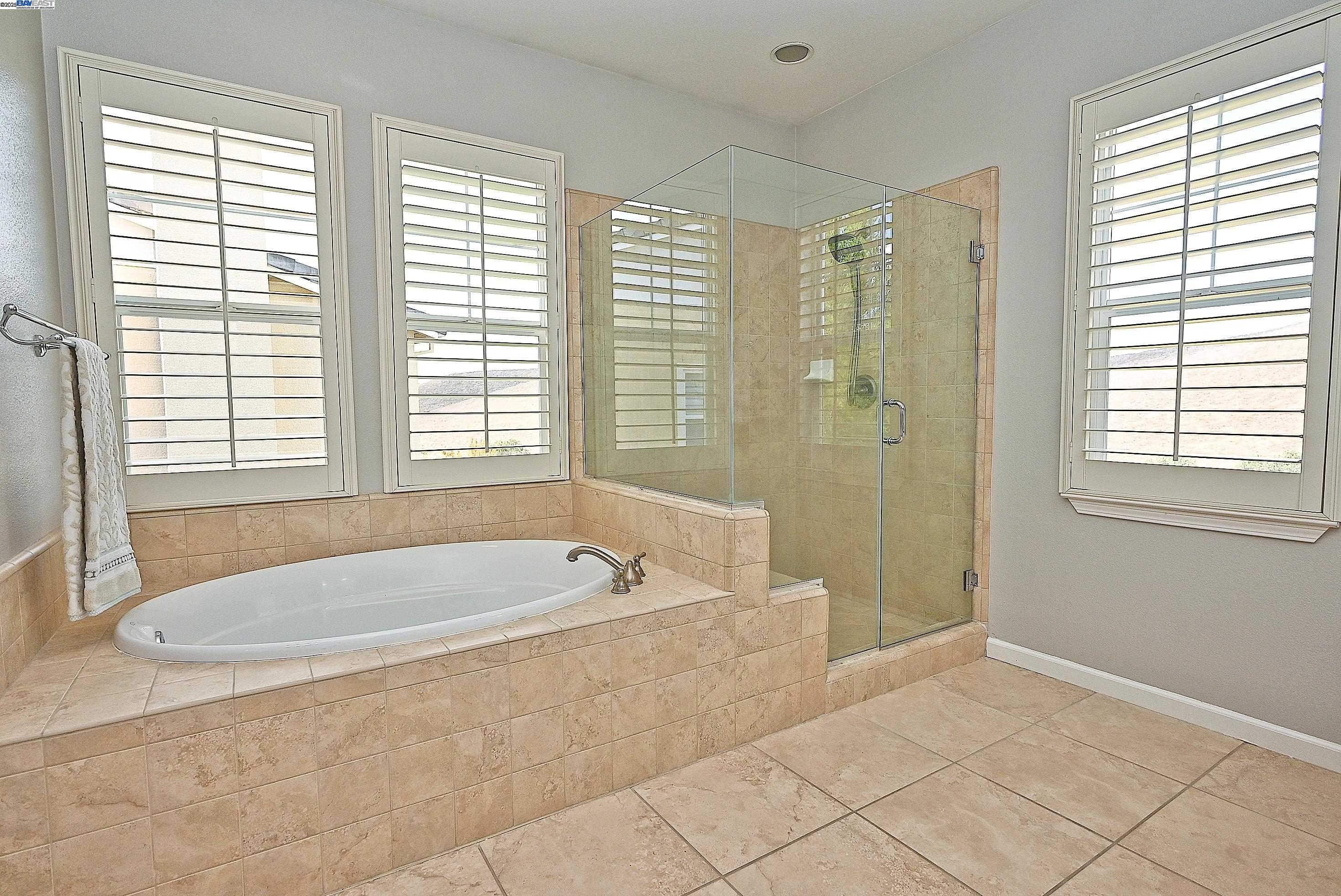 Detail Gallery Image 28 of 49 For 1628 Banbury Dr, San Ramon,  CA 94582 - 4 Beds | 3 Baths