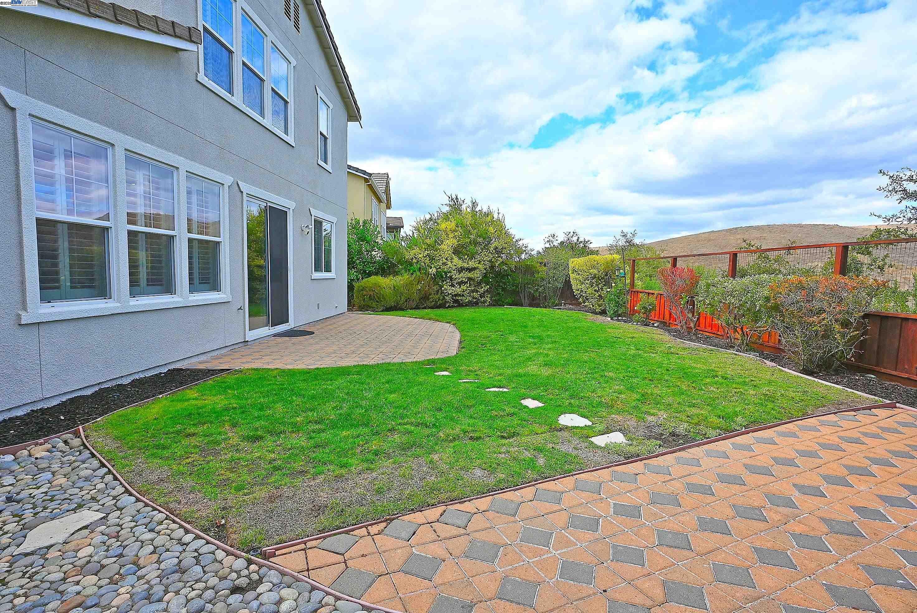 Detail Gallery Image 33 of 49 For 1628 Banbury Dr, San Ramon,  CA 94582 - 4 Beds | 3 Baths