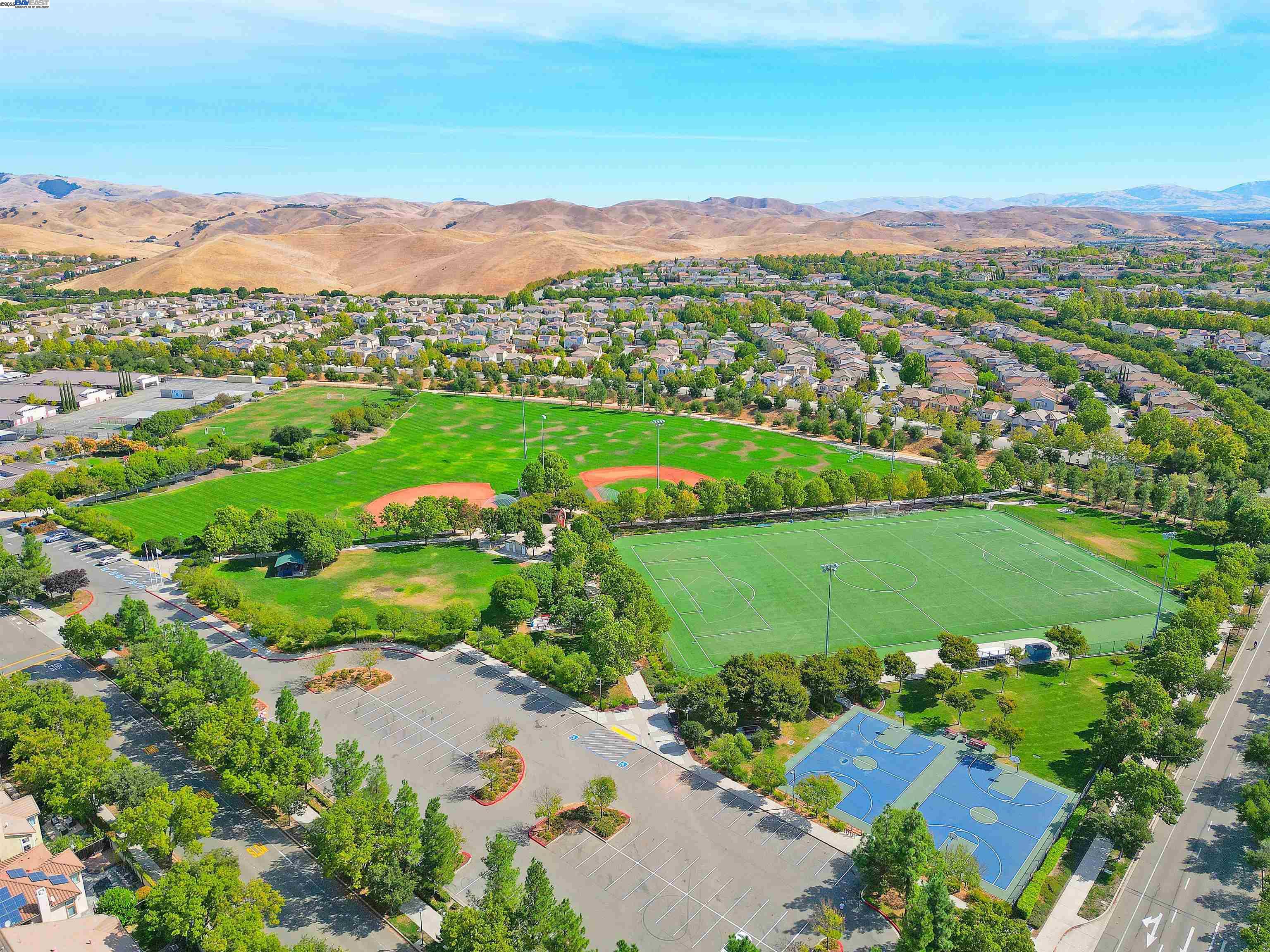 Detail Gallery Image 39 of 49 For 1628 Banbury Dr, San Ramon,  CA 94582 - 4 Beds | 3 Baths