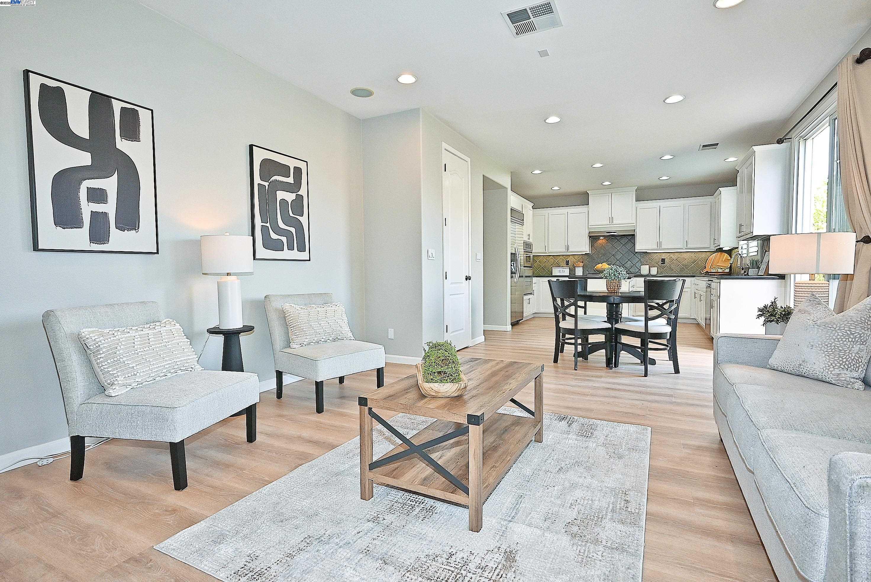 Detail Gallery Image 5 of 49 For 1628 Banbury Dr, San Ramon,  CA 94582 - 4 Beds | 3 Baths