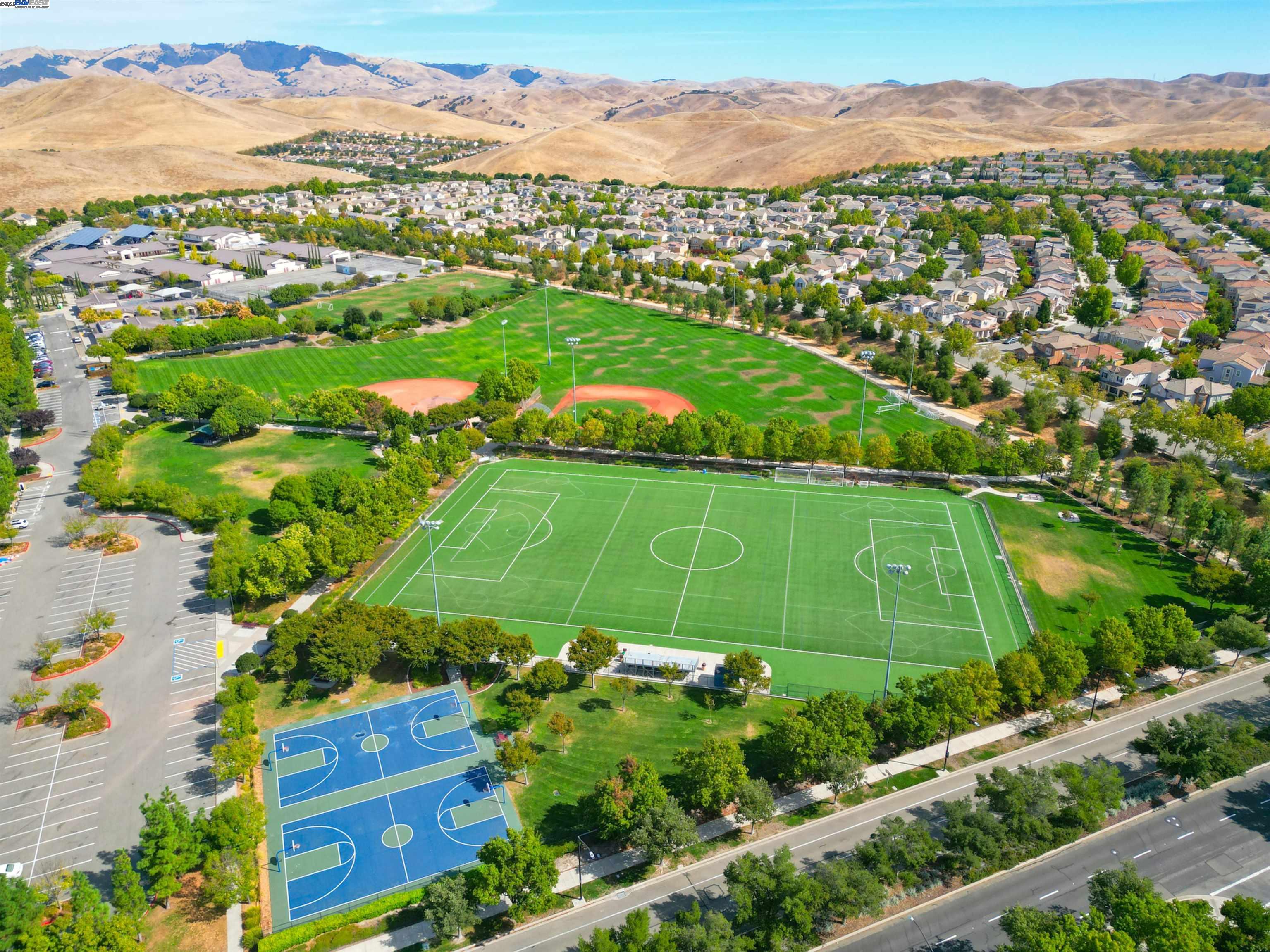 Detail Gallery Image 41 of 49 For 1628 Banbury Dr, San Ramon,  CA 94582 - 4 Beds | 3 Baths