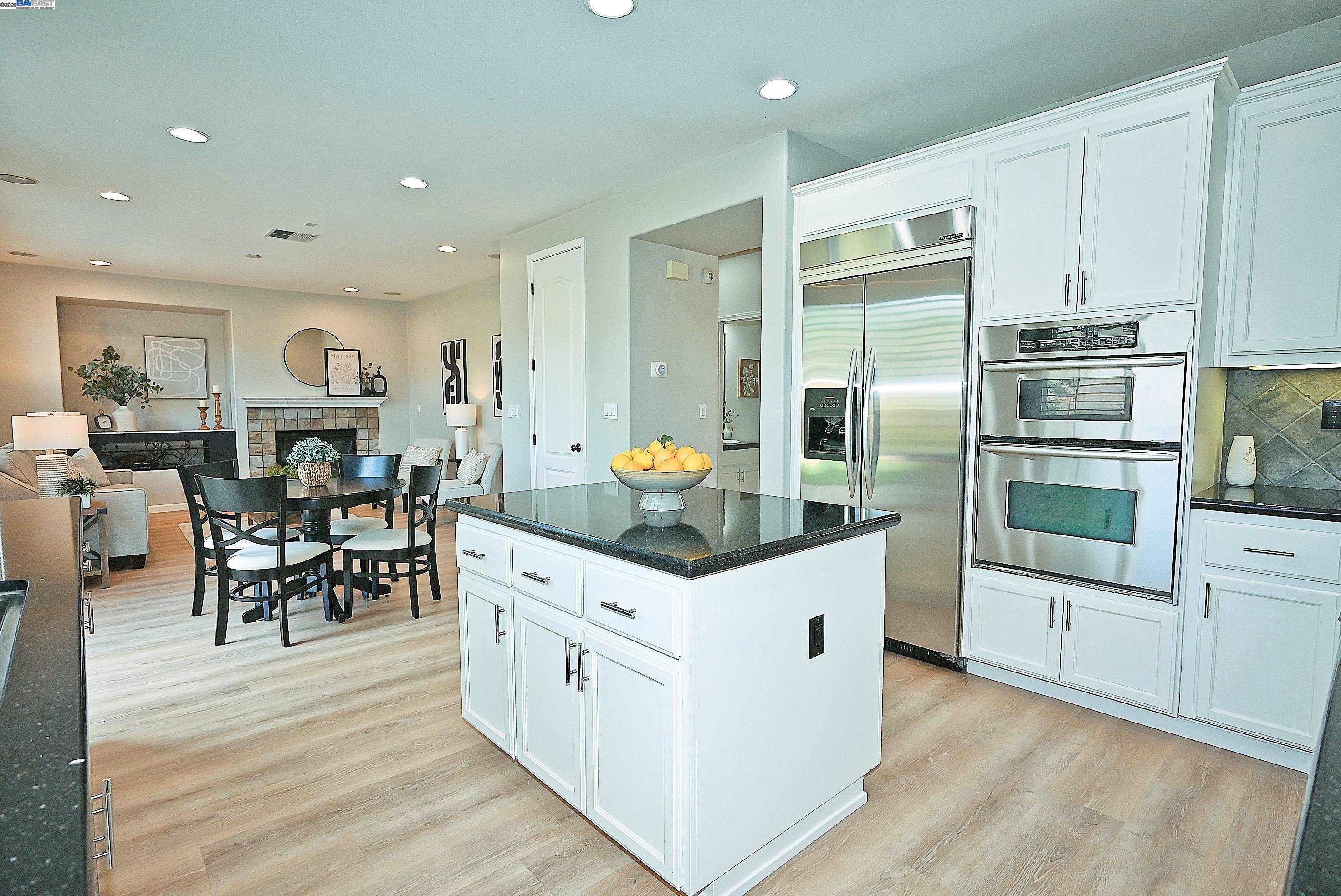 Detail Gallery Image 9 of 49 For 1628 Banbury Dr, San Ramon,  CA 94582 - 4 Beds | 3 Baths