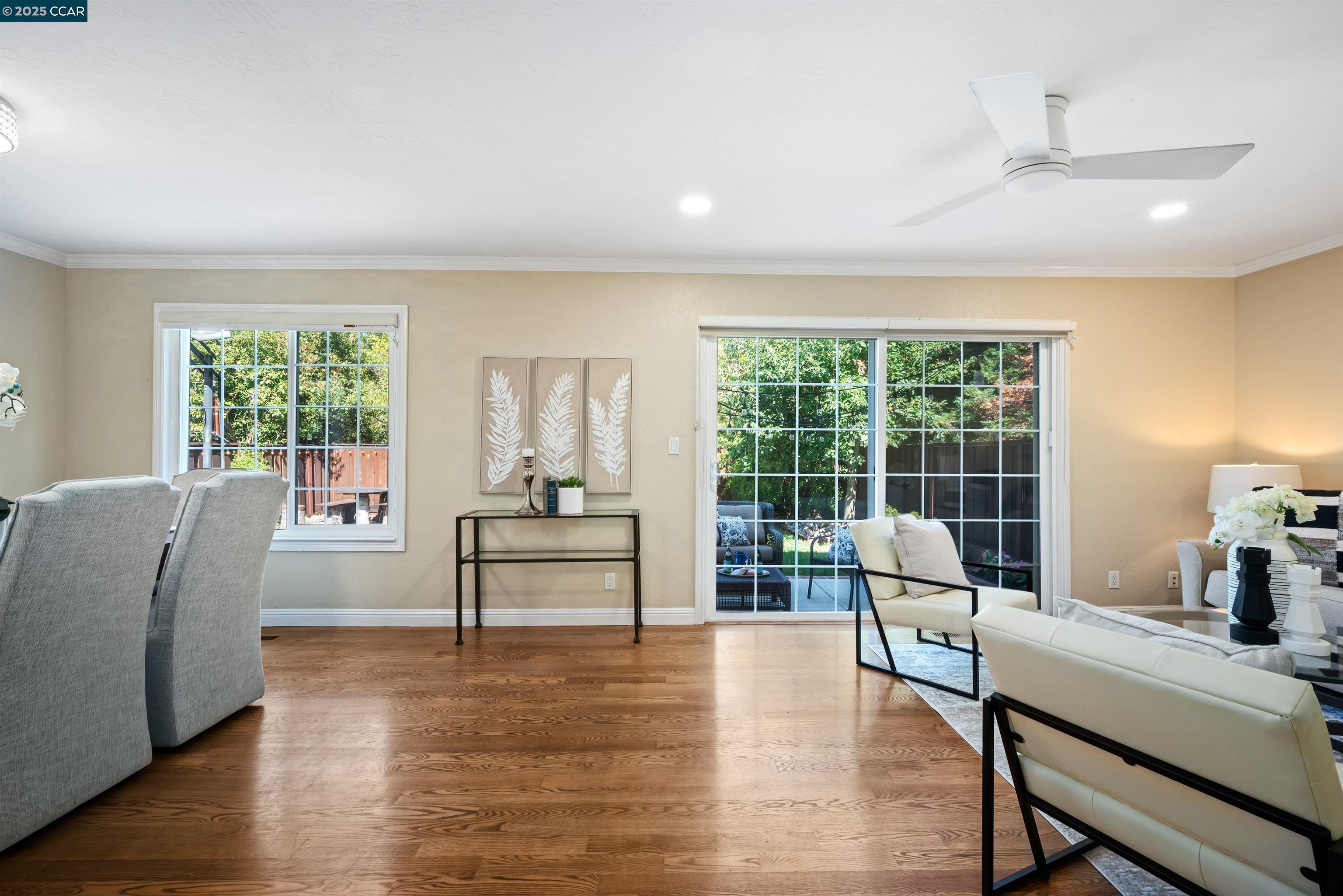 Detail Gallery Image 18 of 60 For 33 Leeds Ct E, Danville,  CA 94526 - 4 Beds | 2/1 Baths