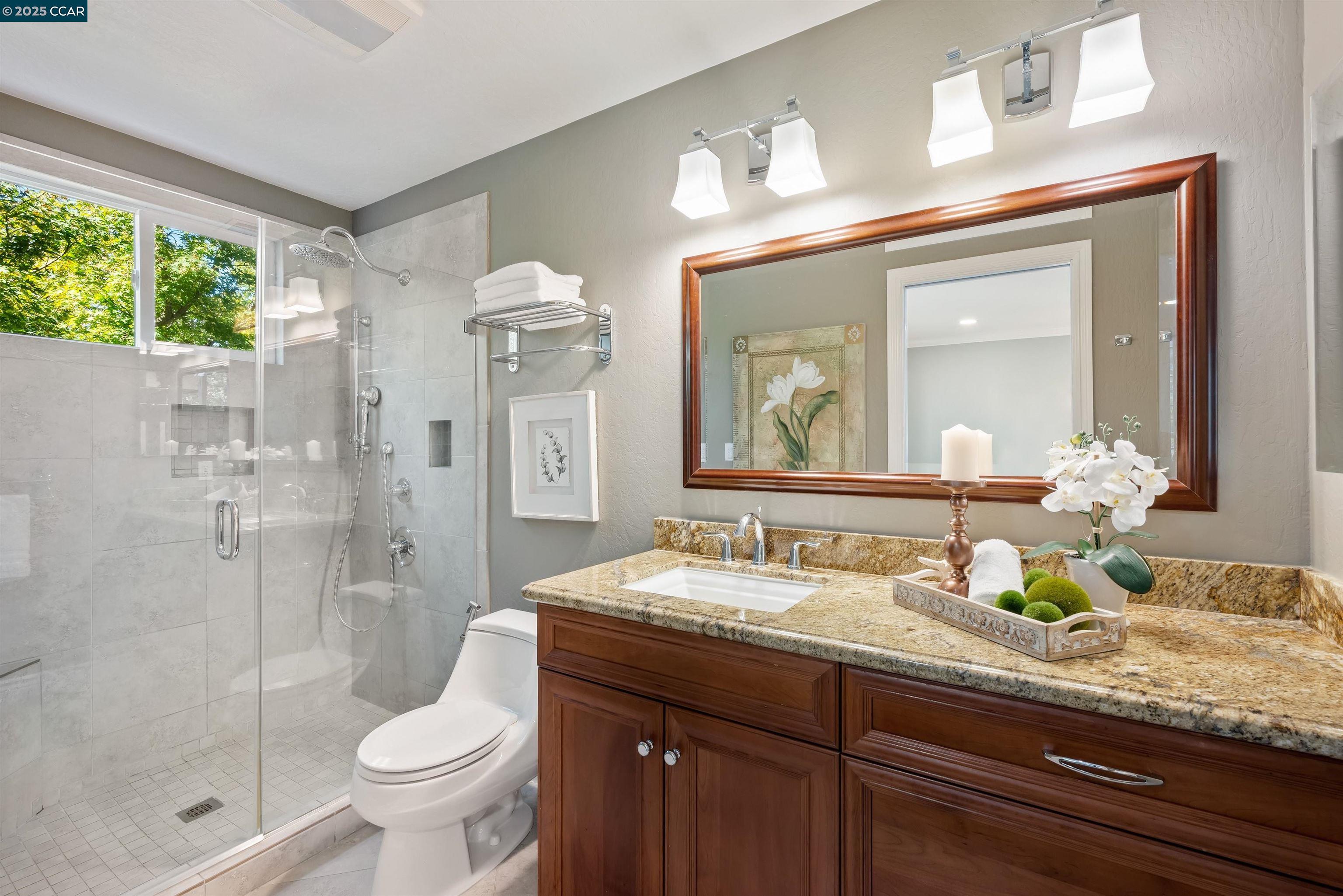 Detail Gallery Image 34 of 60 For 33 Leeds Ct E, Danville,  CA 94526 - 4 Beds | 2/1 Baths