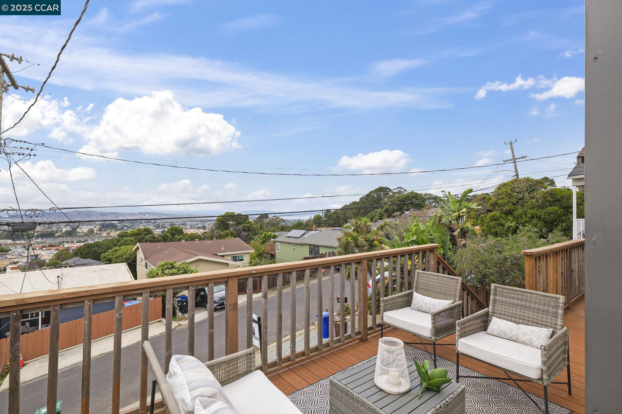 Front Image Thumbnail for CC41114391