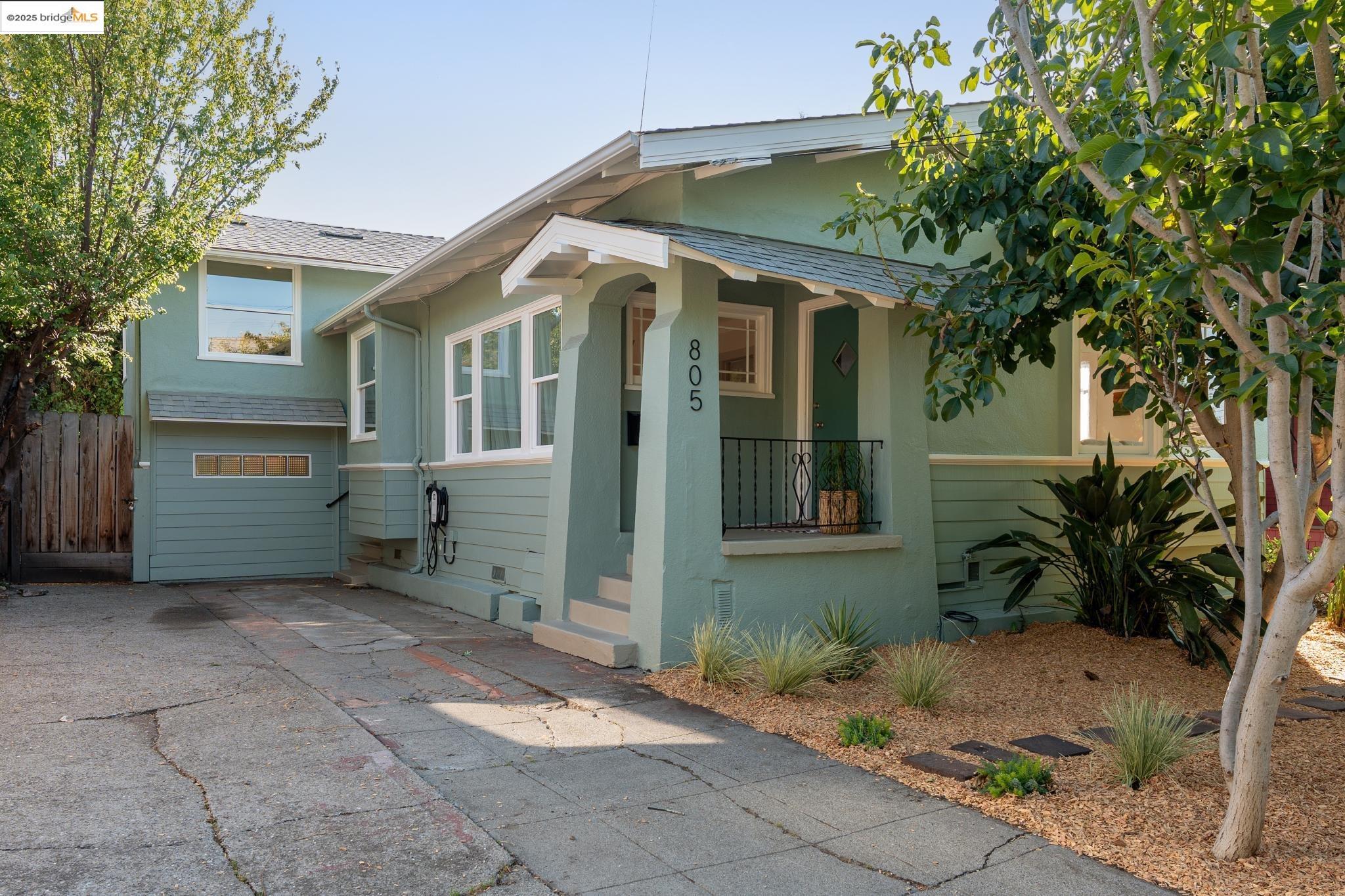 Front Image Thumbnail for EB41114393