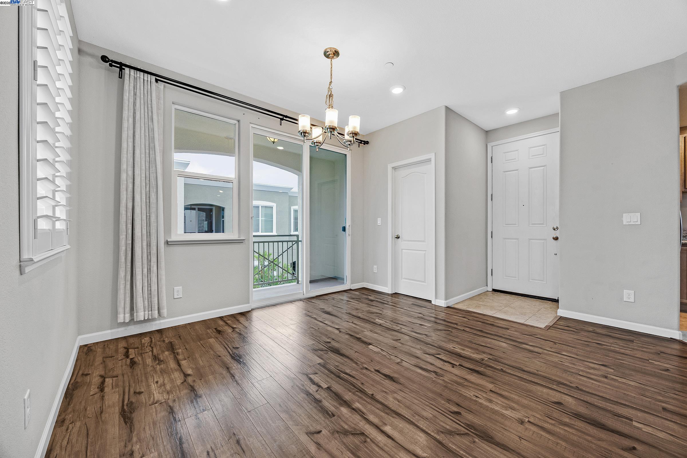 MLS: 41114394 Condo For Sale