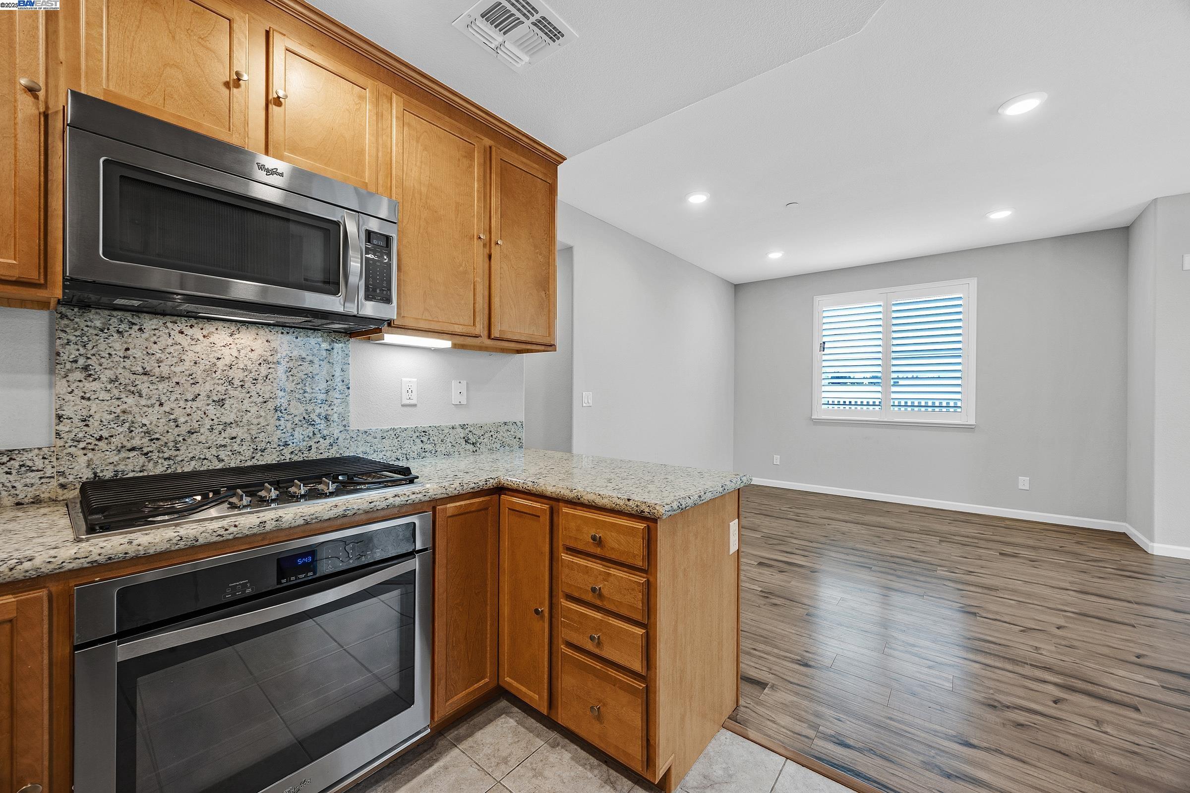 Photo #15: 41114394 Listing: Photo #15