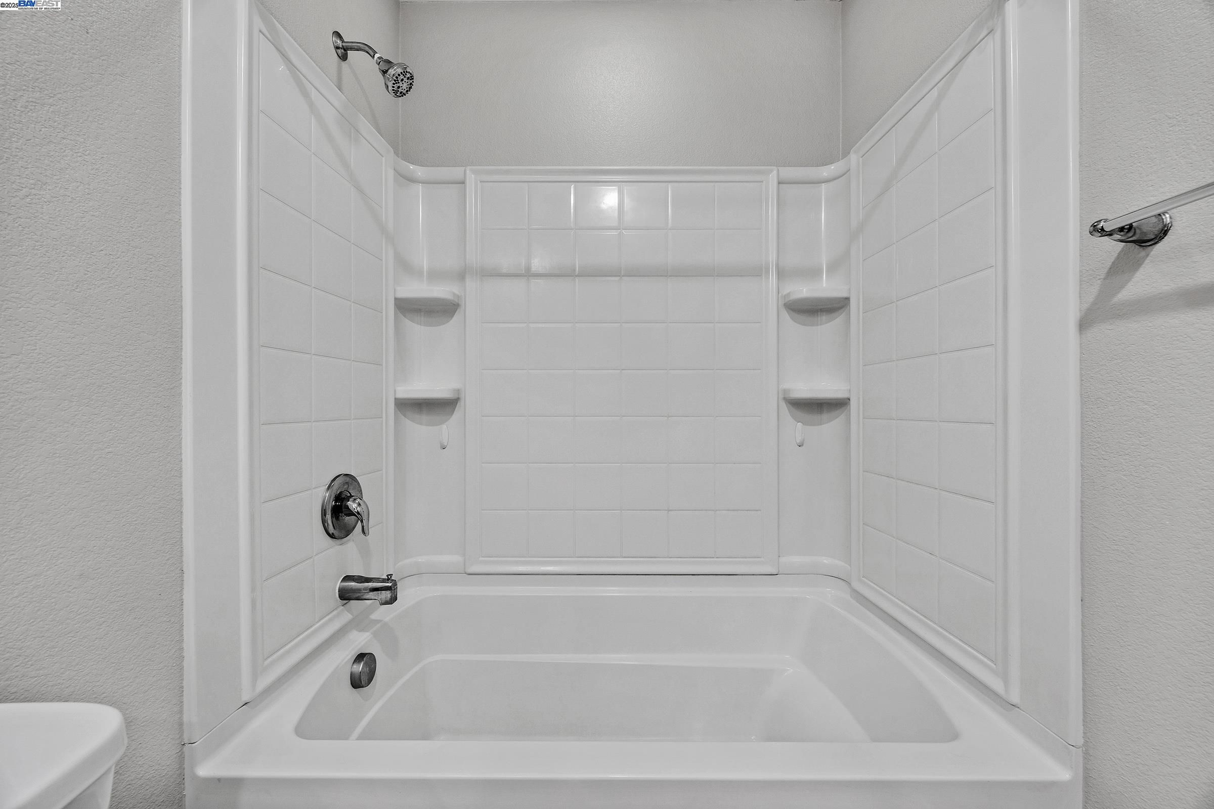 Photo #18: 41114394 Listing: Photo #18