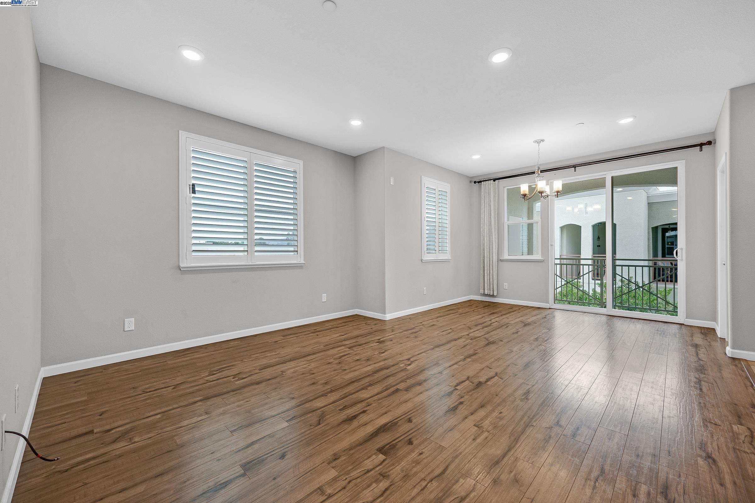 Detail Gallery Image 8 of 43 For 4728 Norris Canyon Rd #206,  San Ramon,  CA 94583 - 3 Beds | 2 Baths