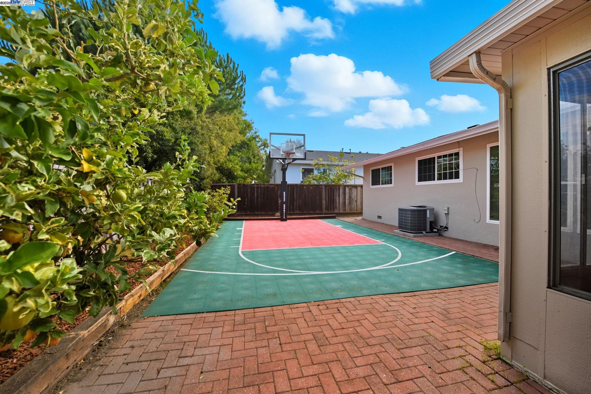 Detail Gallery Image 19 of 20 For 2225 Valorie St, Fremont,  CA 94539 - 3 Beds | 2 Baths