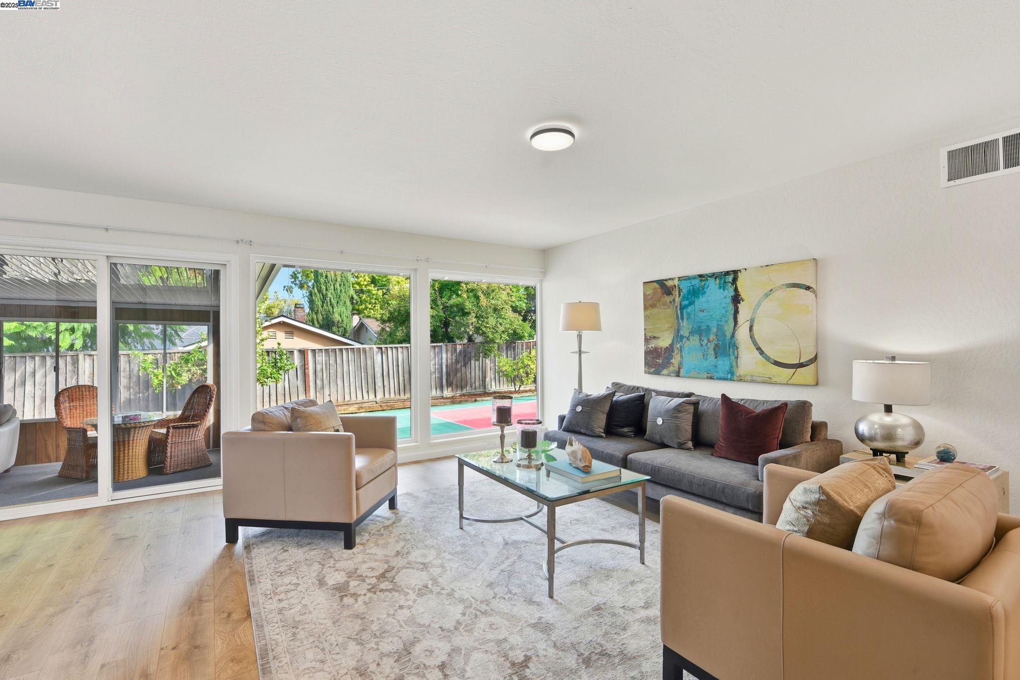 Detail Gallery Image 5 of 20 For 2225 Valorie St, Fremont,  CA 94539 - 3 Beds | 2 Baths