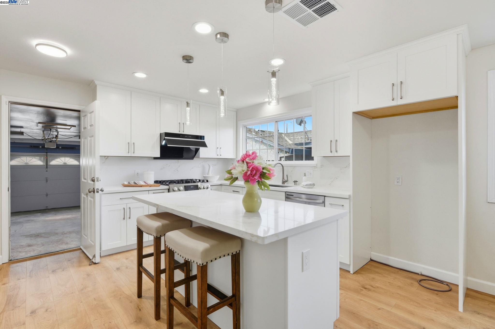 Detail Gallery Image 8 of 20 For 2225 Valorie St, Fremont,  CA 94539 - 3 Beds | 2 Baths