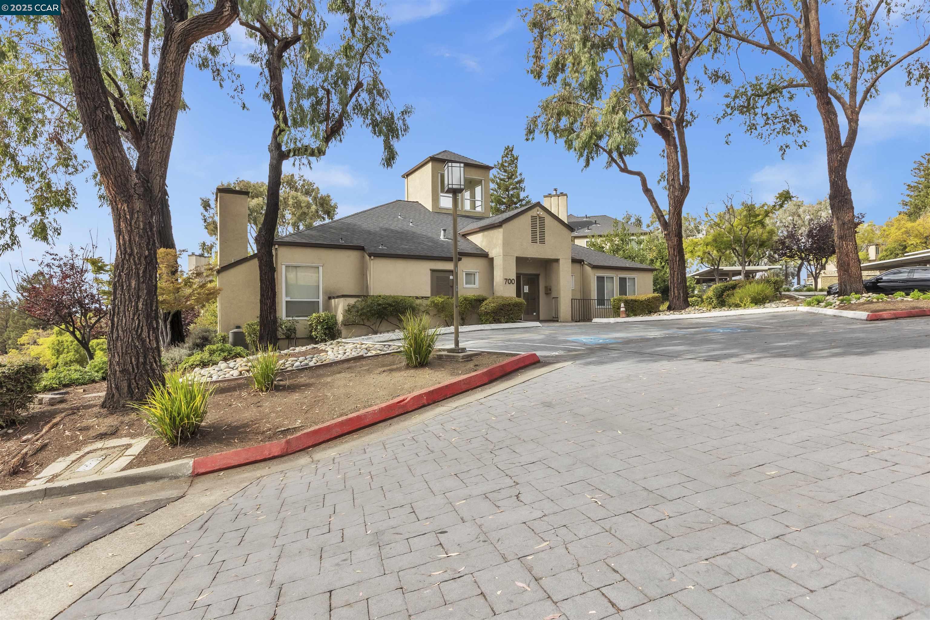 Photo #17: 41114424 Listing: Photo #17